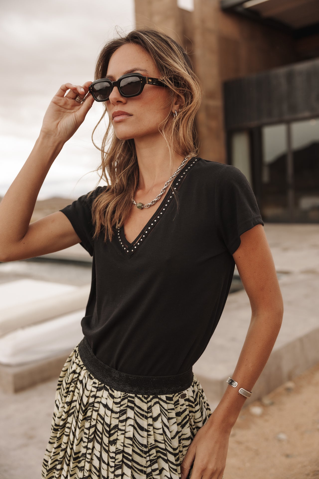 

T-shirt col V Femme Taile Studs black | Freeman T. Porter