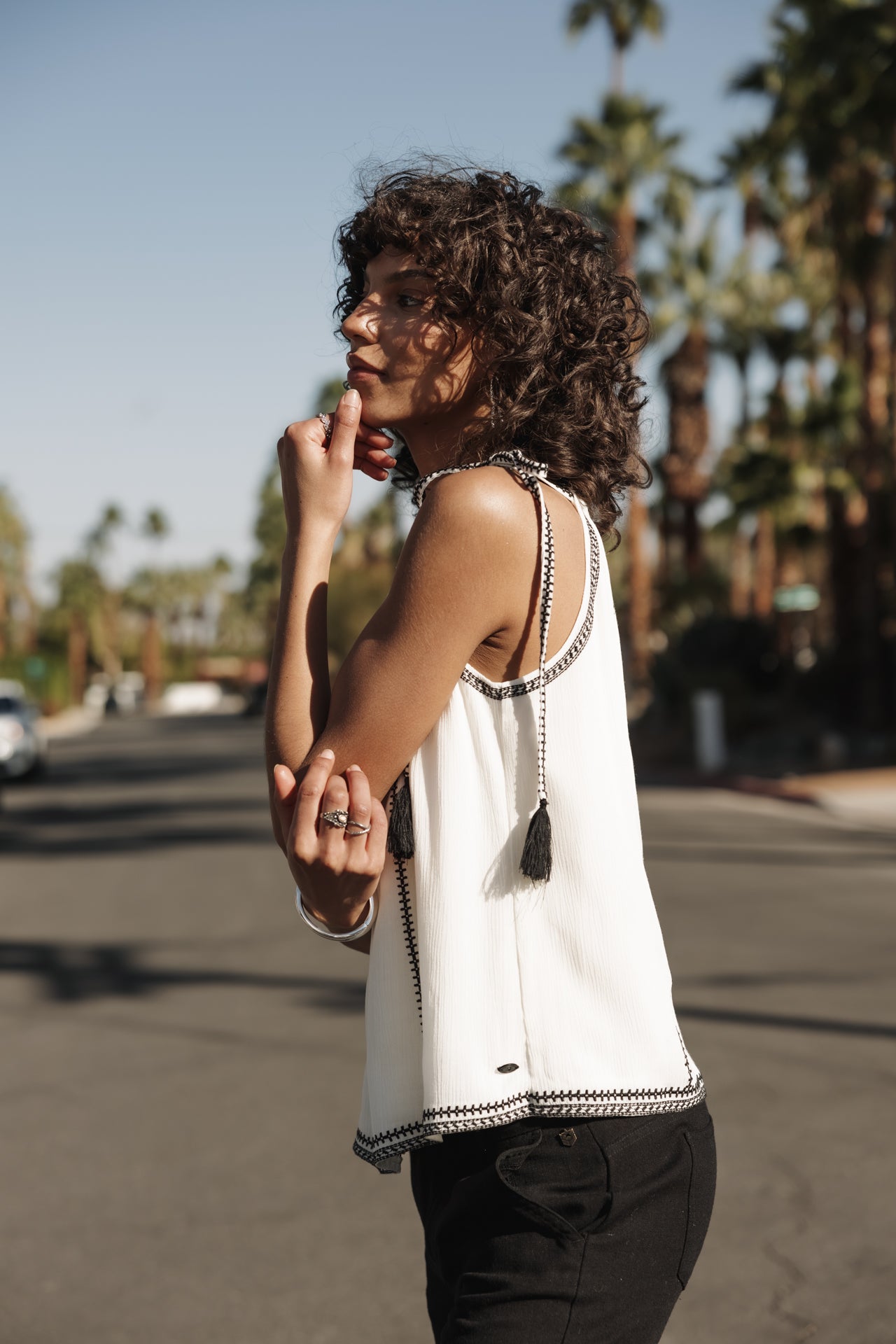 

Loose-fitting top with tassel straps Woman Trolly Plain off white | Freeman T. Porter