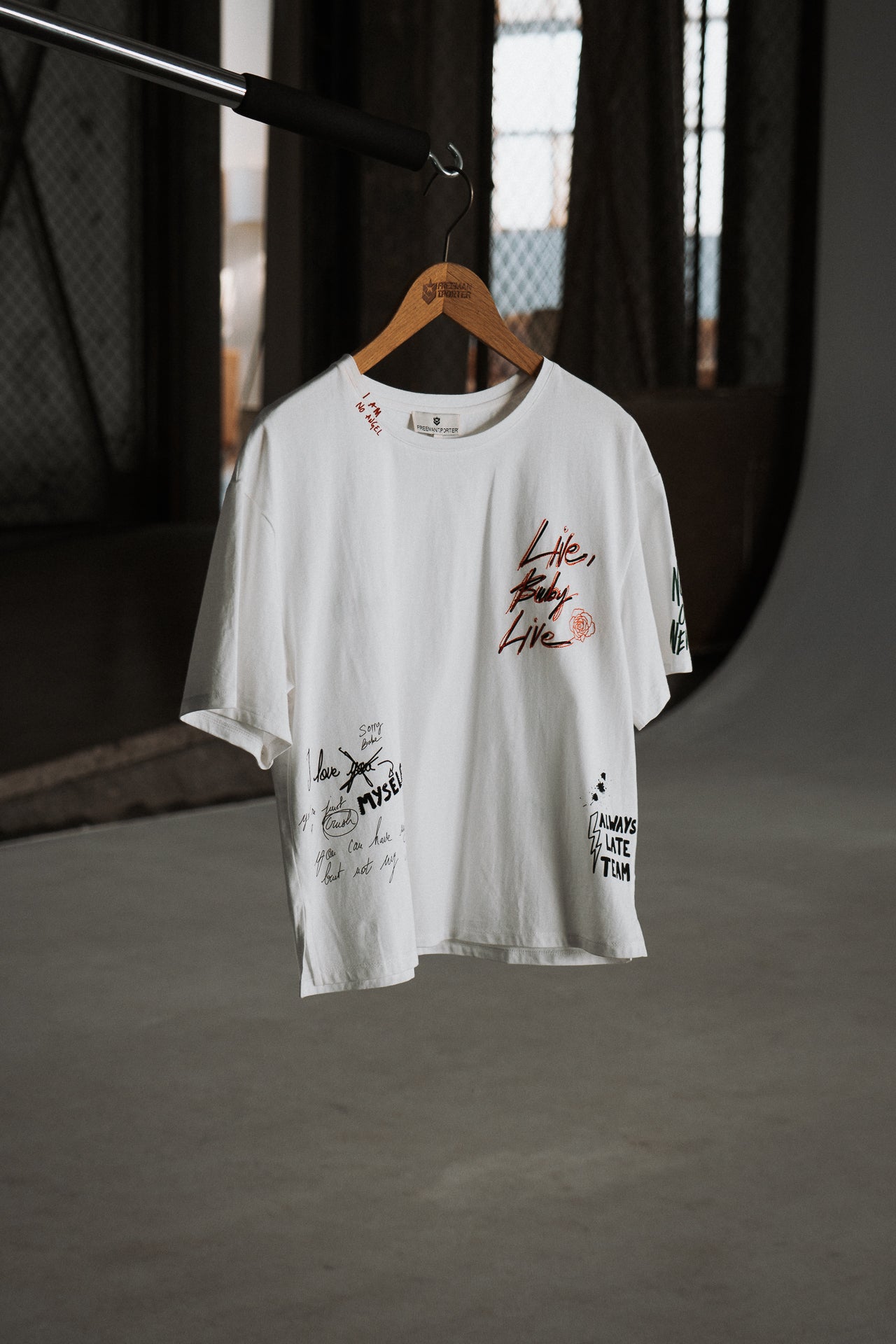 

Printed T-shirt Woman Trade Graf white | Freeman T. Porter