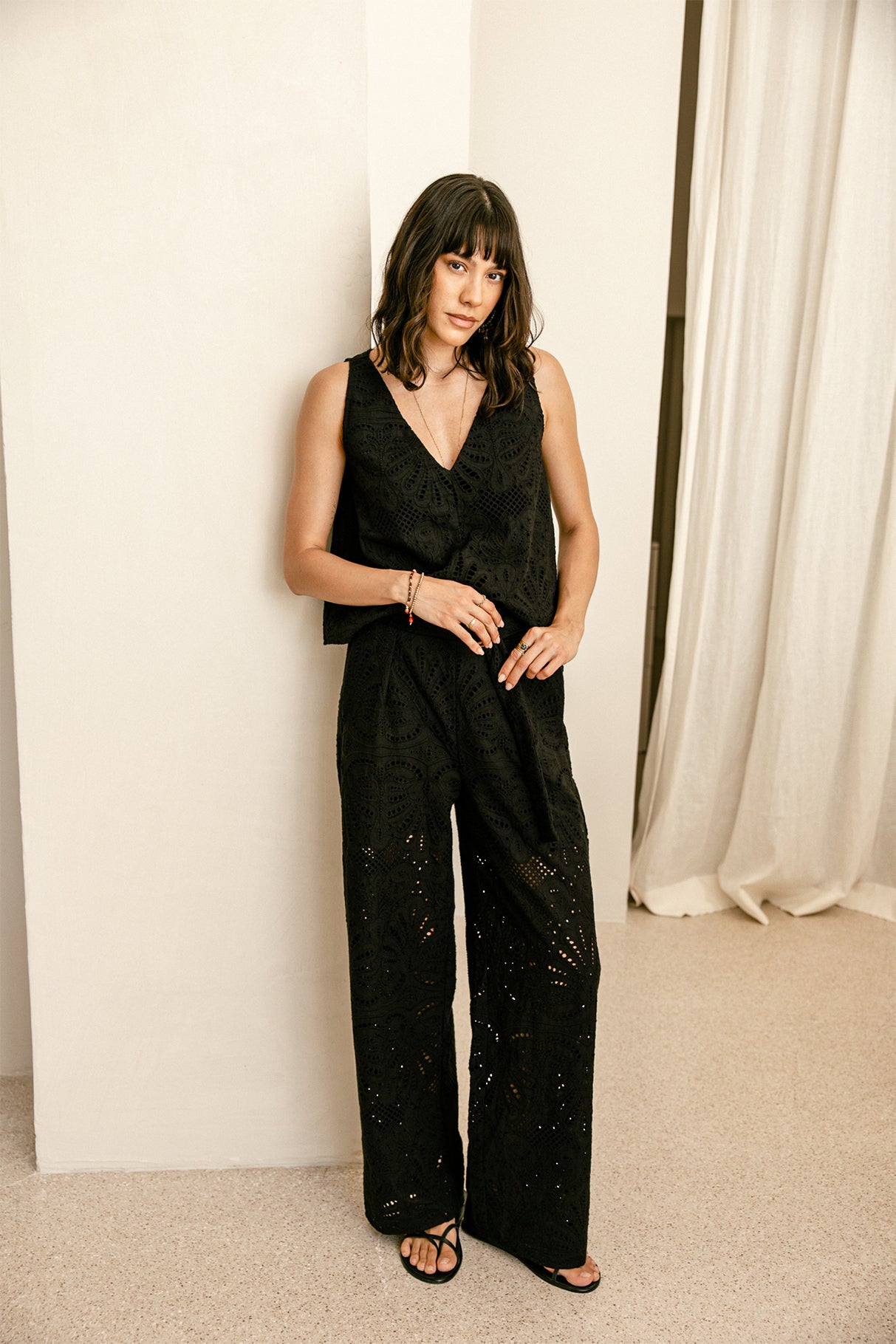   
            

Combinaison broderie anglaise Femme Carmane Lace black | Freeman T. Porter
          