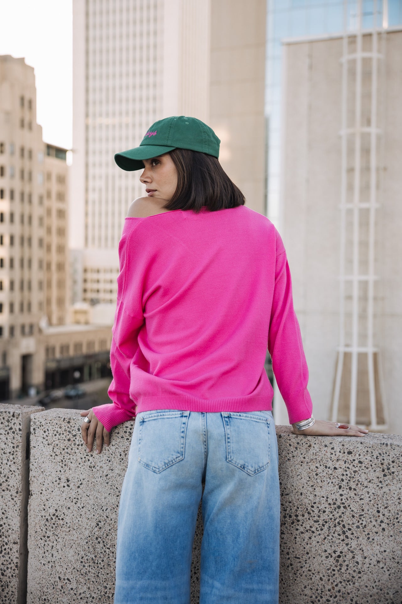 

V-neck sweater Woman Isabel Summer electric fushia | Freeman T. Porter