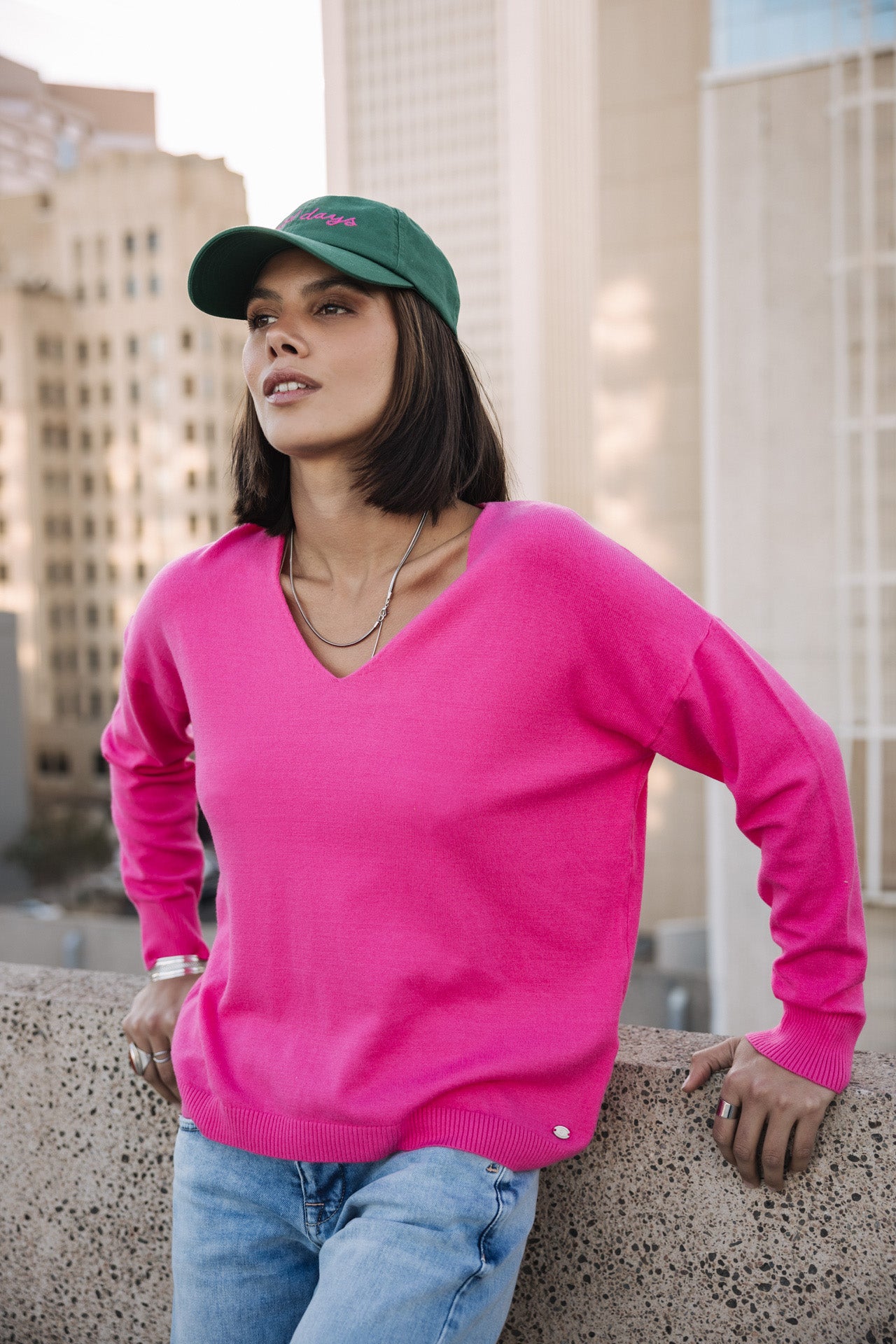 

V-neck sweater Woman Isabel Summer electric fushia | Freeman T. Porter