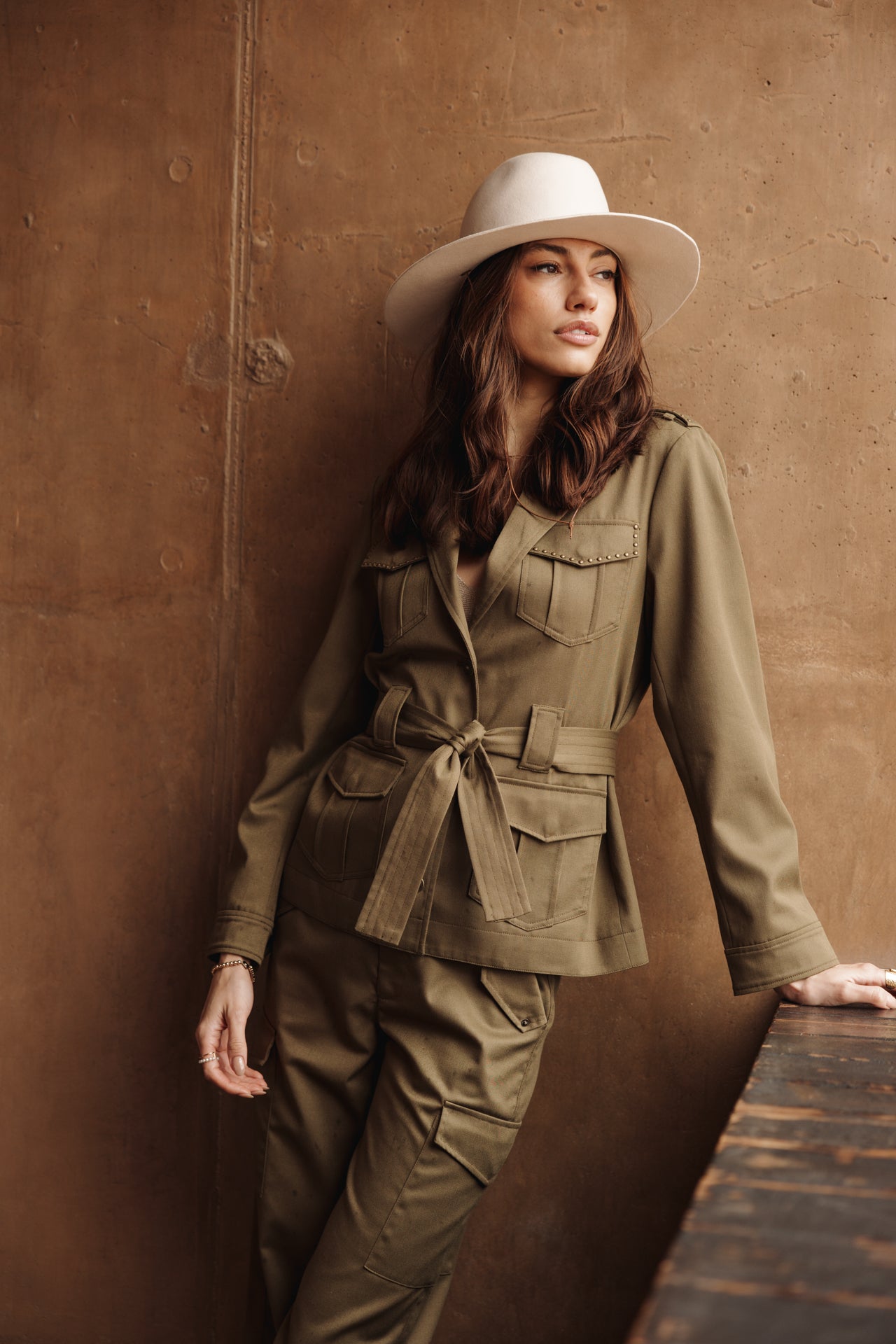   
            

Saharienne mit Gürtel Frau Verane dark olive | Freeman T. Porter
          
