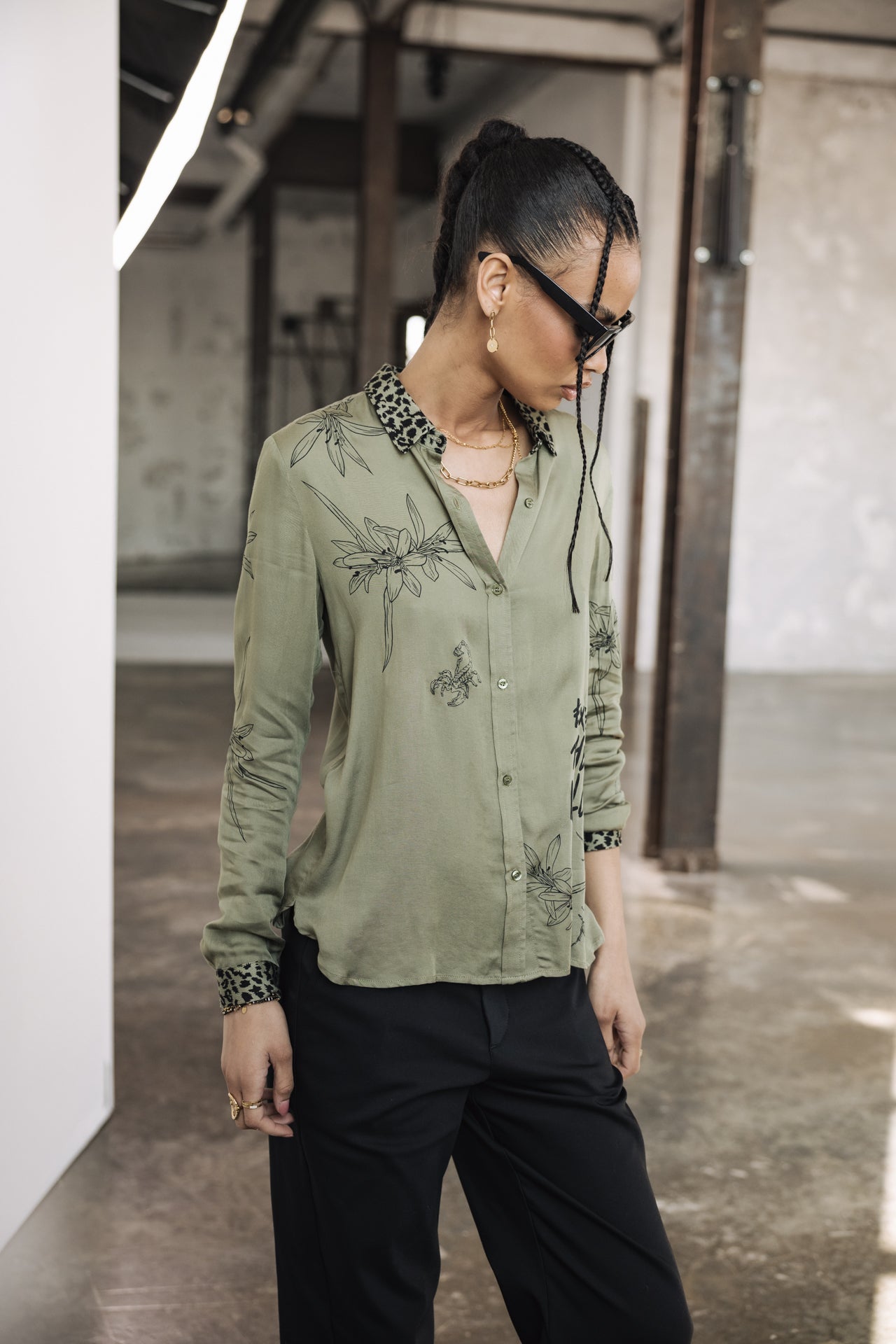 

Printed Shirt Woman Katy Sahara Trip deep lichen green | Freeman T. Porter