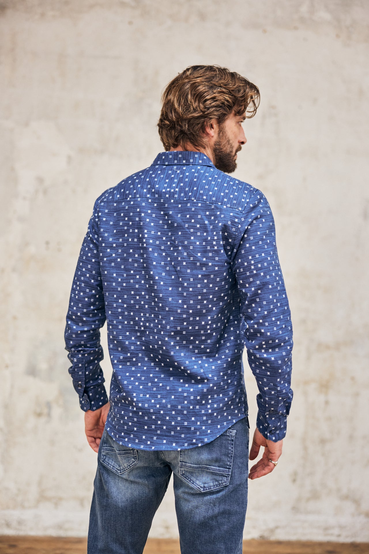

Straight Shirt Mann Jeremiah Squared peacoat | Freeman T. Porter