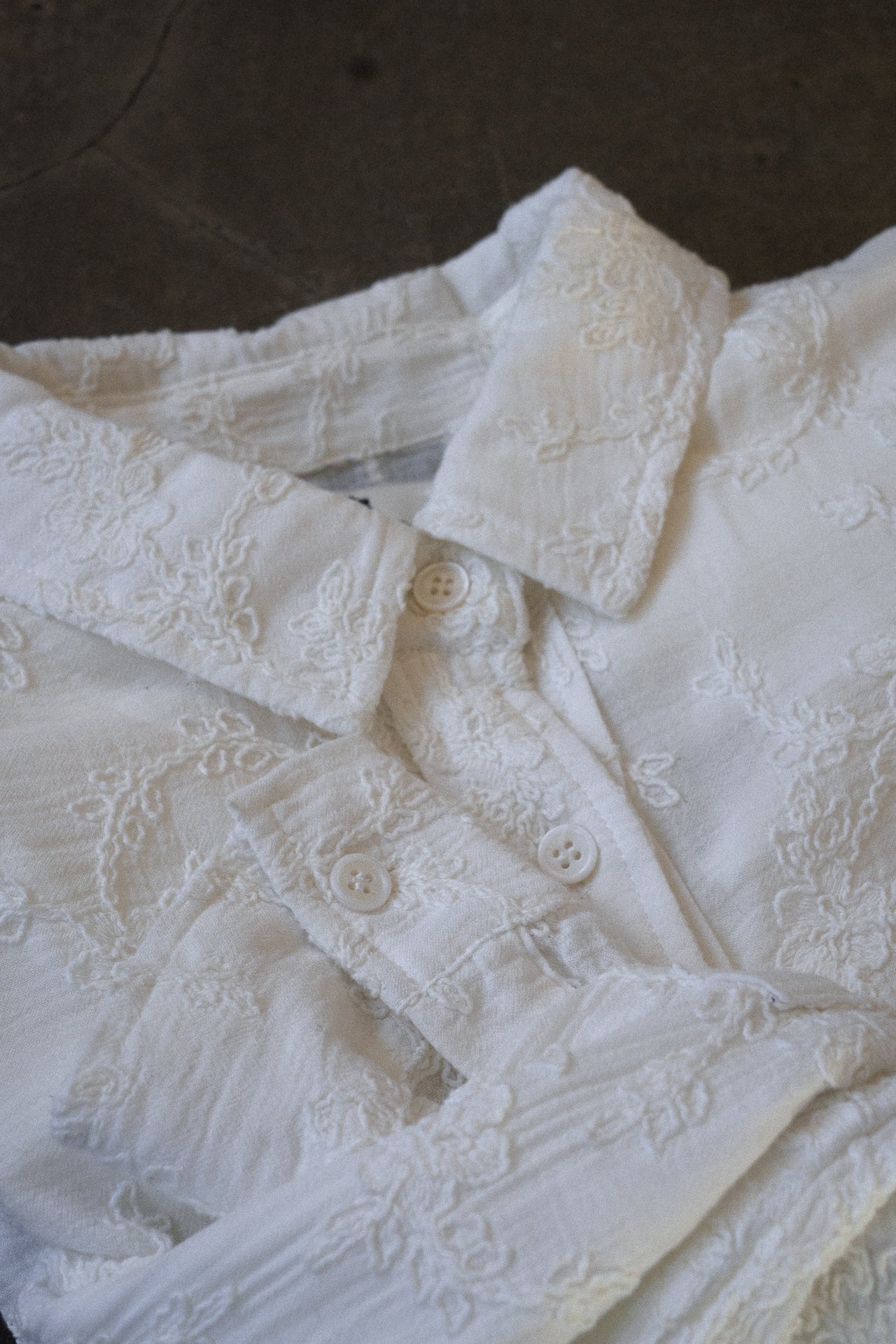 

Besticktes Hemd Frau Tickya Embroidery white | Freeman T. Porter