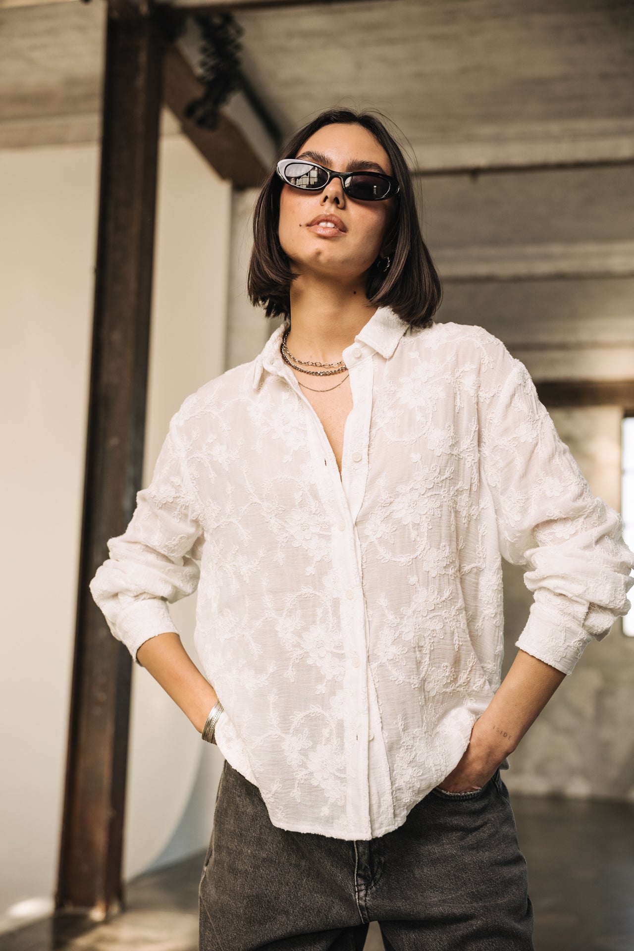 
              

Camisa bordada Mujer Tickya Embroidery white | Freeman T. Porter
            