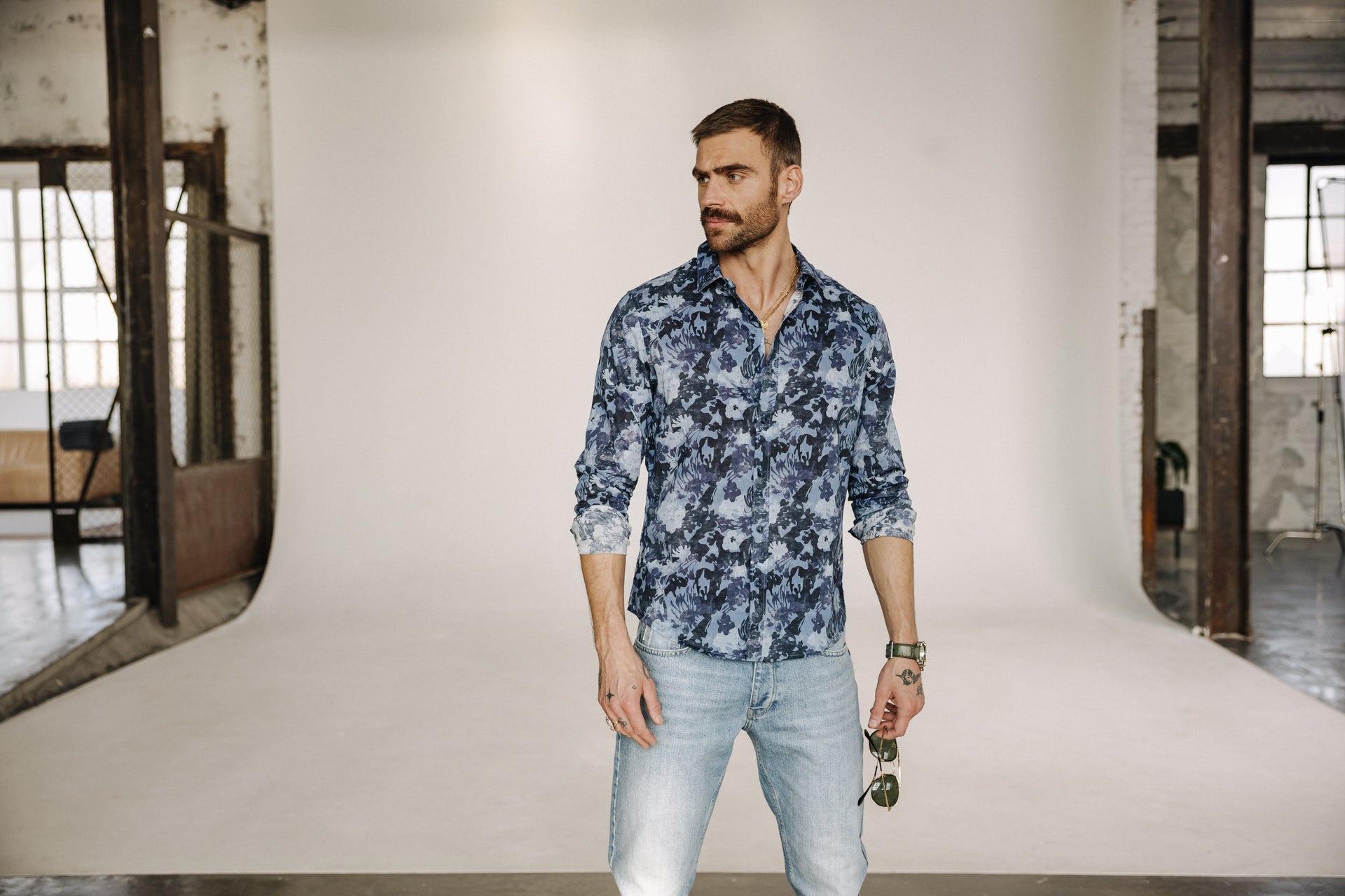 chemise à imprimé bleue pour homme