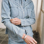 

Chemise cloutée Femme Irina Denim wenit light | Freeman T. Porter