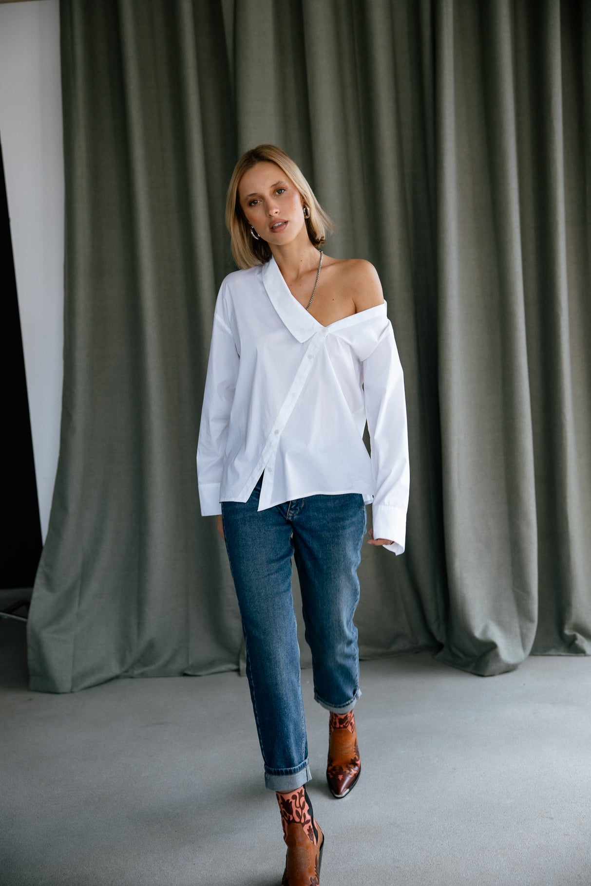 

Asymmetrical shirt Woman Hazel Plain white | Freeman T. Porter