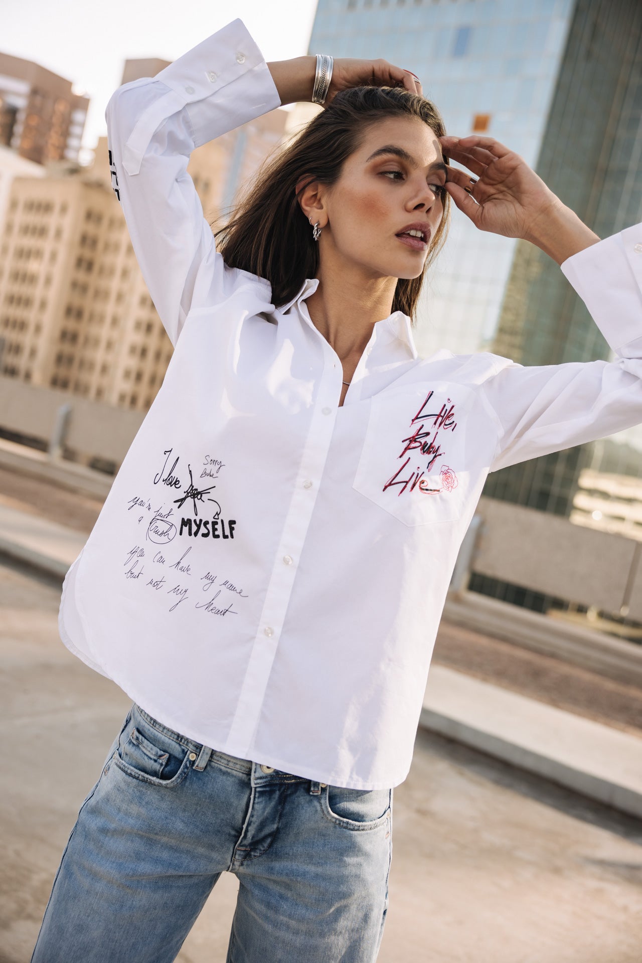 

Chemise brodée Femme Chestine Boyfriend Graf snow white | Freeman T. Porter
