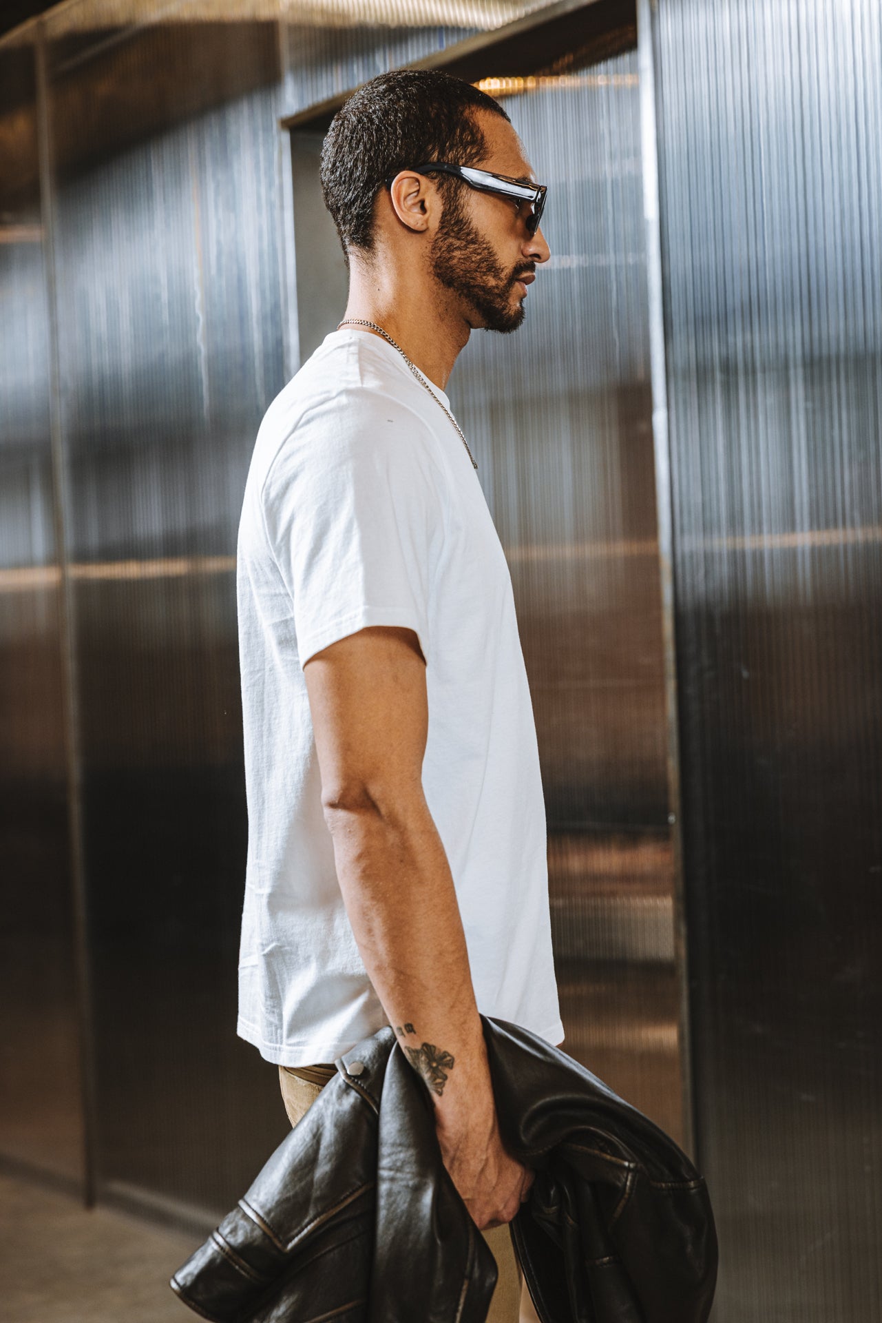 

Straight fit T-shirt Men Chuck River bright white | Freeman T. Porter