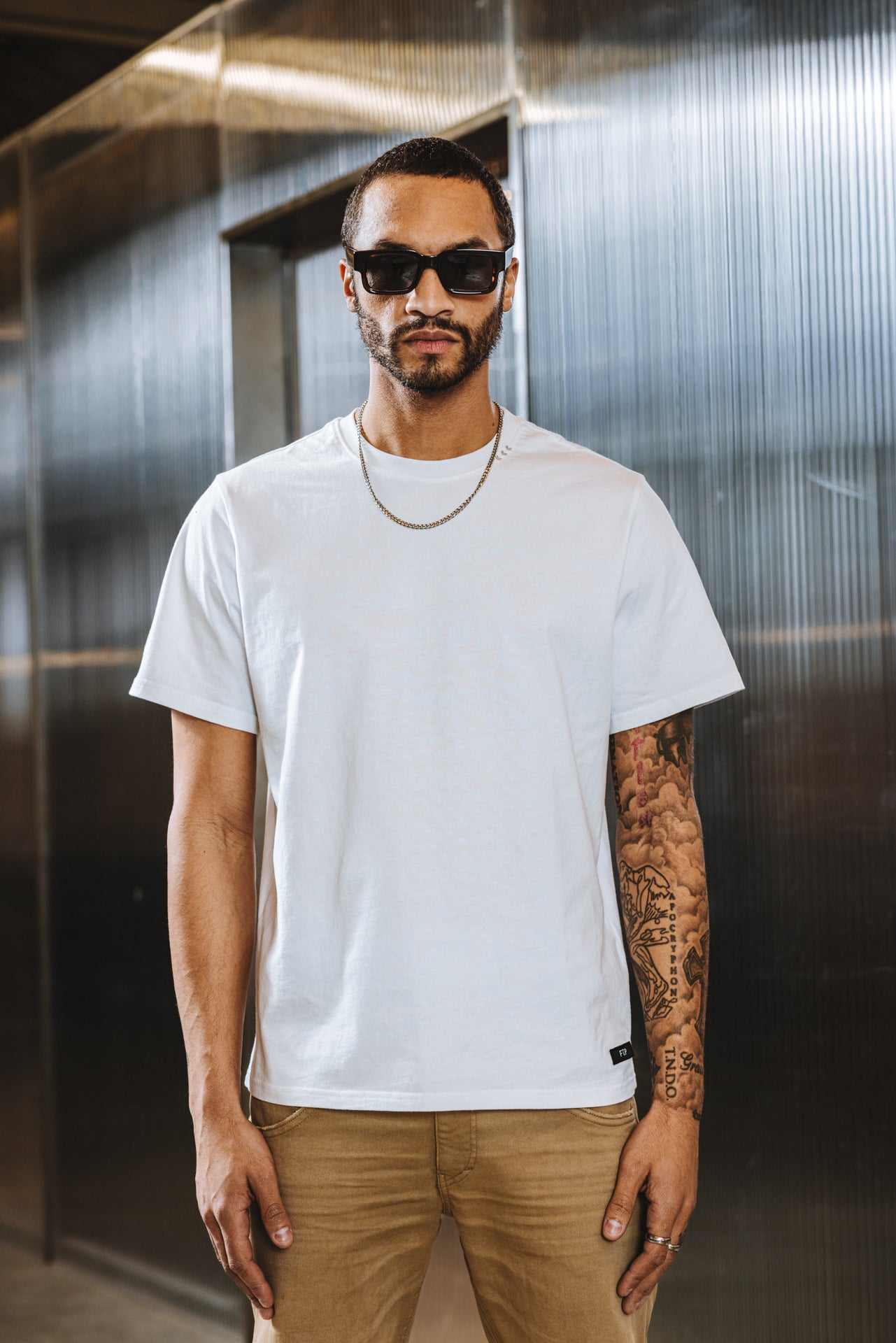 

Straight fit T-shirt Men Chuck River bright white | Freeman T. Porter