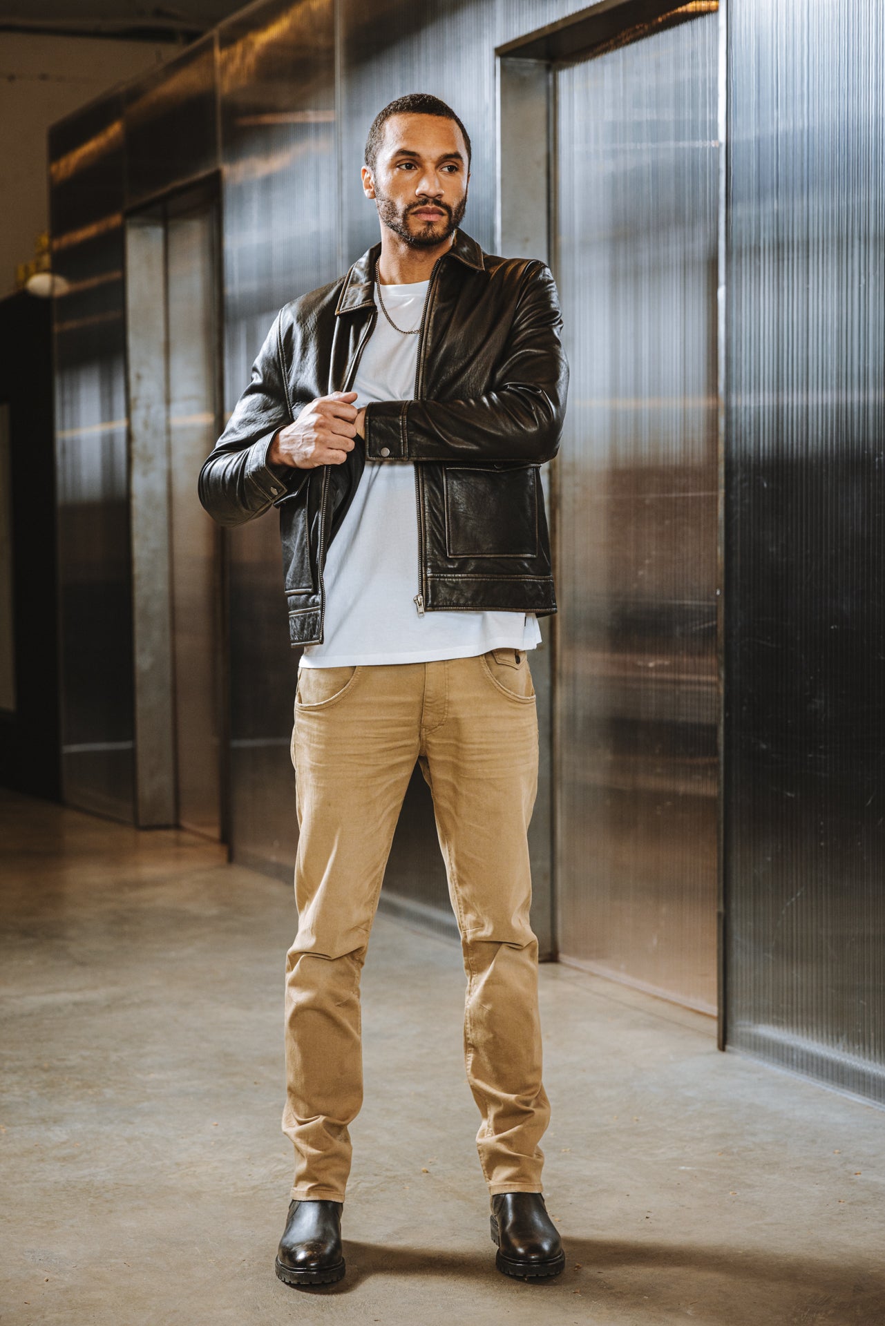 

Straight fit T-shirt Men Chuck River bright white | Freeman T. Porter