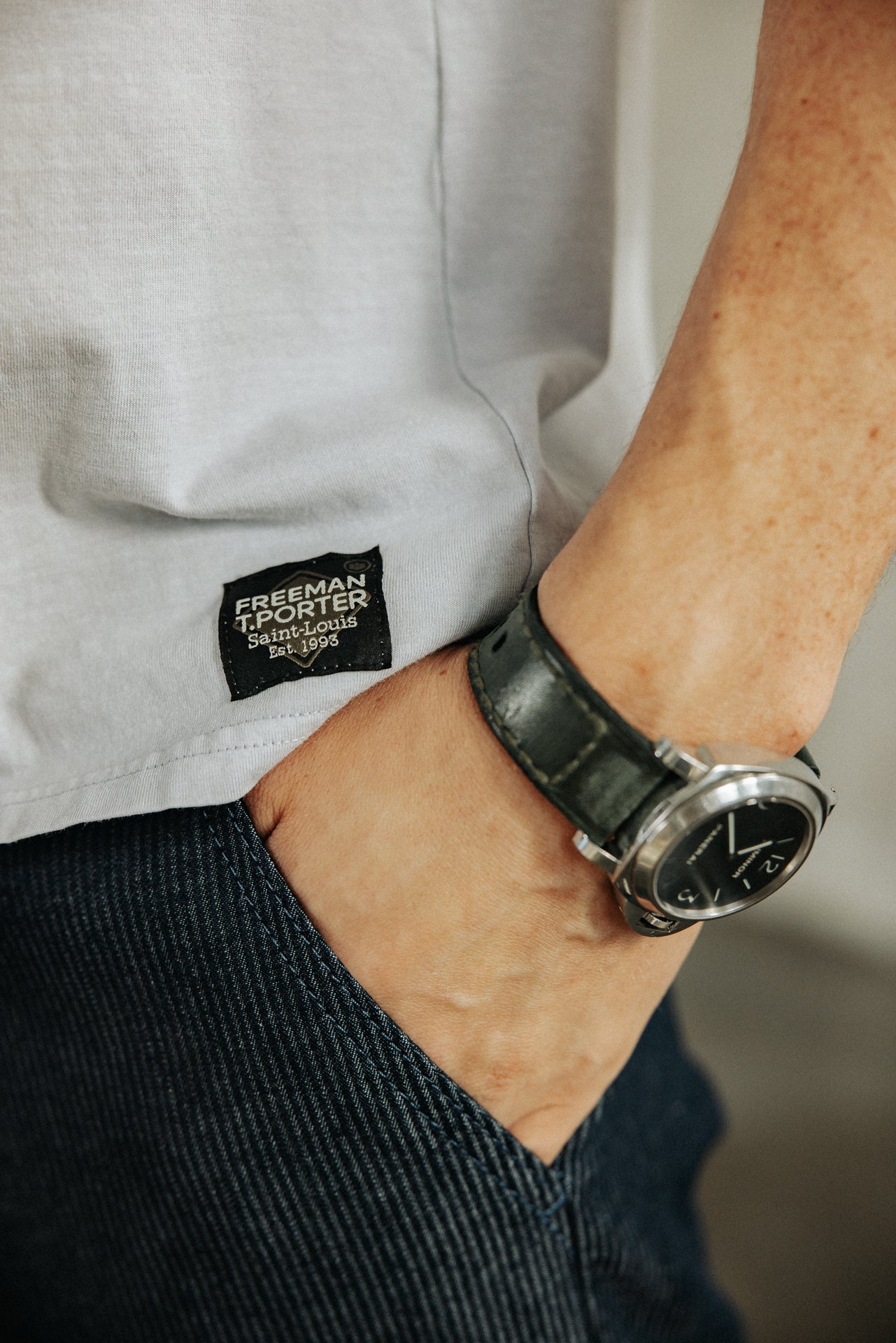 

T-Shirt mit geradem Schnitt Herren Chuck River xenon blue | Freeman T. Porter