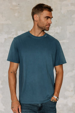 

Camiseta de corte recto Hombre Chuck River vintage indigo | Freeman T. Porter