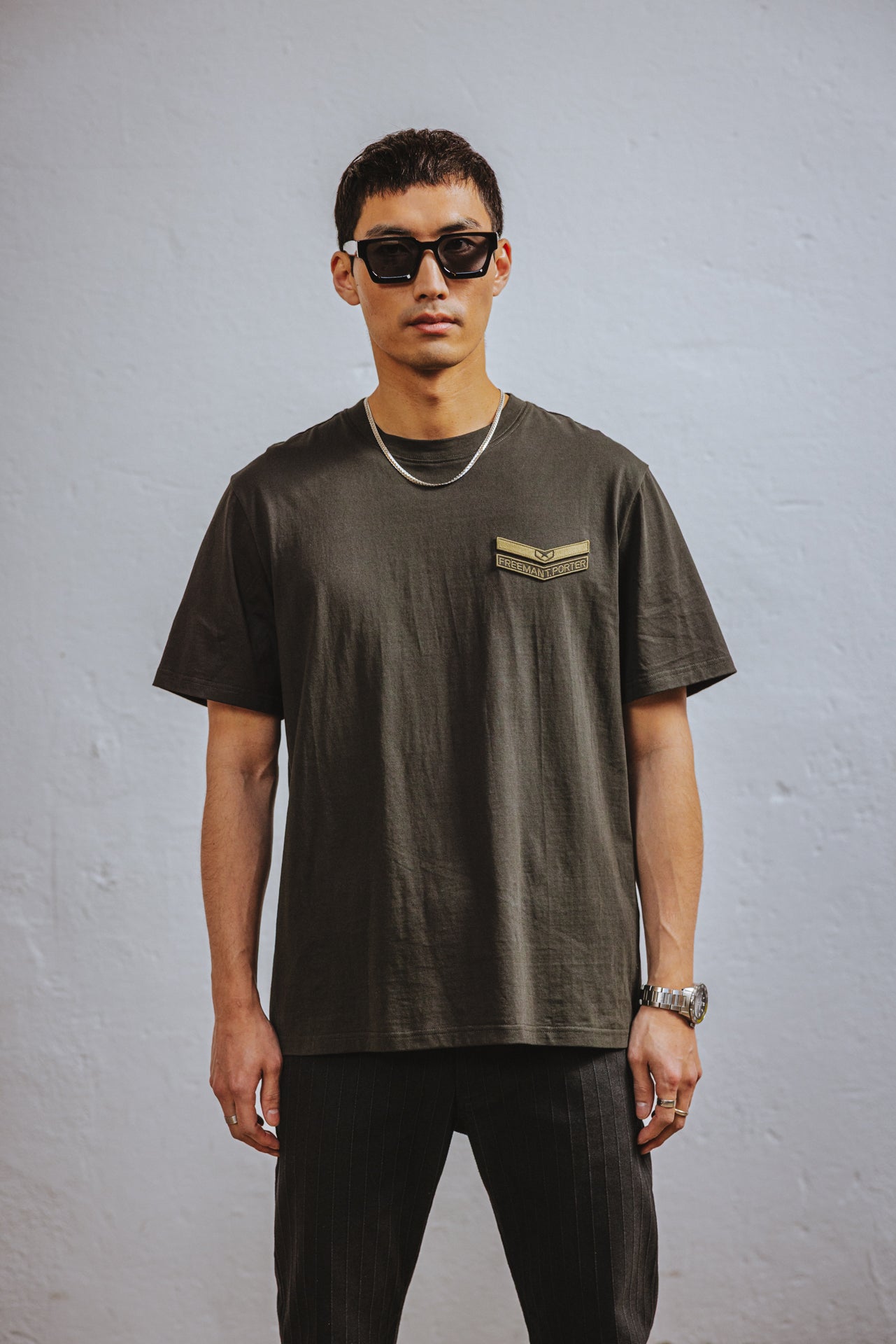 

Straight fit T-shirt Men Chuck Sergeant pirate black | Freeman T. Porter