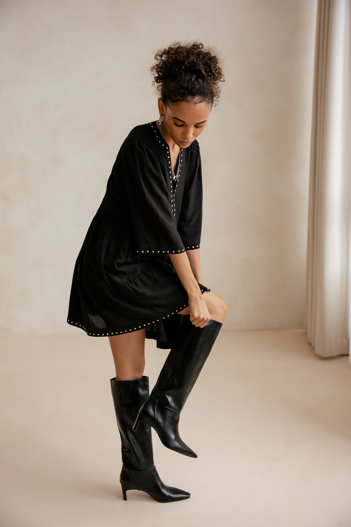 

Robe détails cloutés Femme Reyeline Magic Sky black | Freeman T. Porter