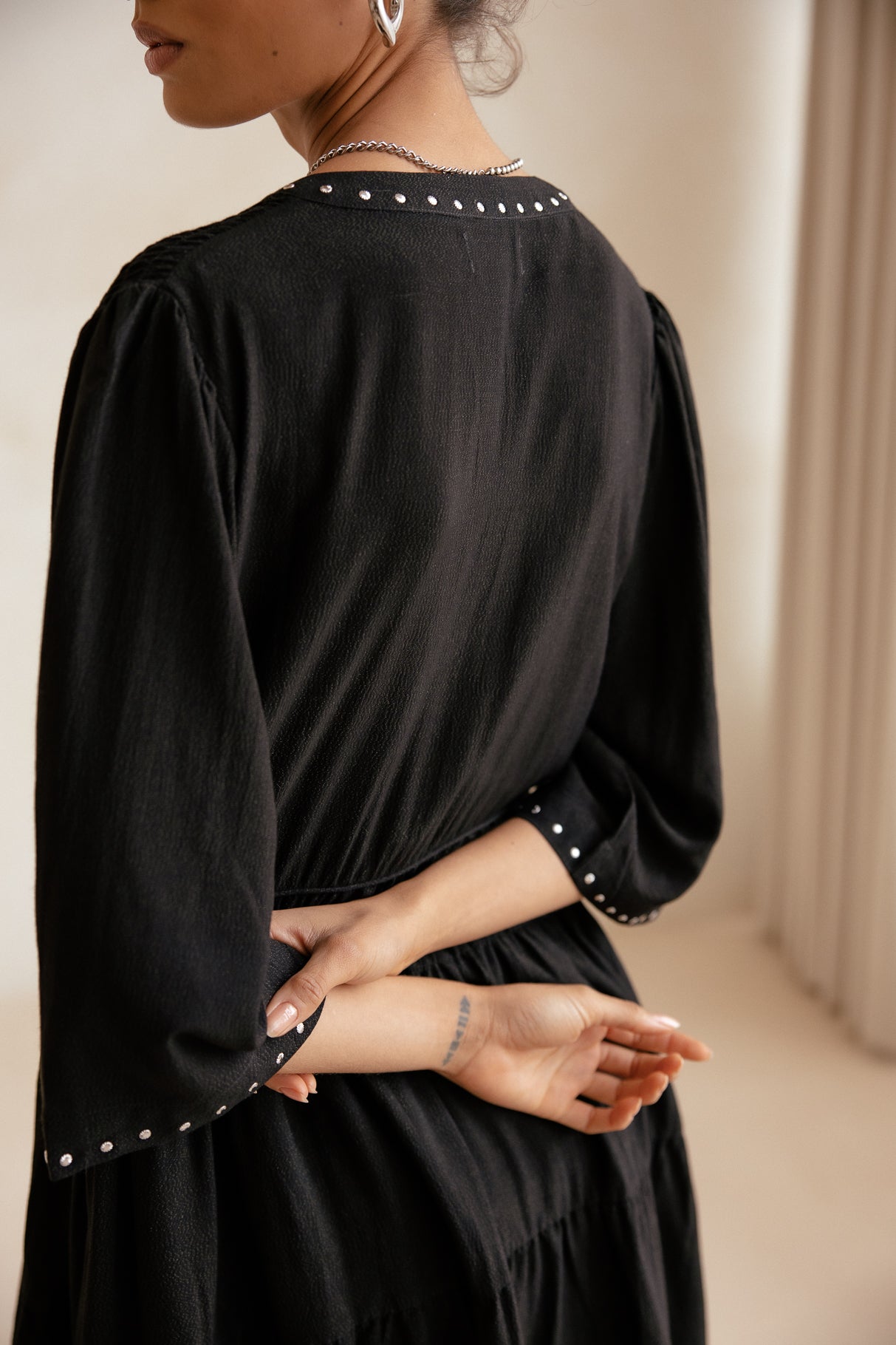 

Robe détails cloutés Femme Reyeline Magic Sky black | Freeman T. Porter