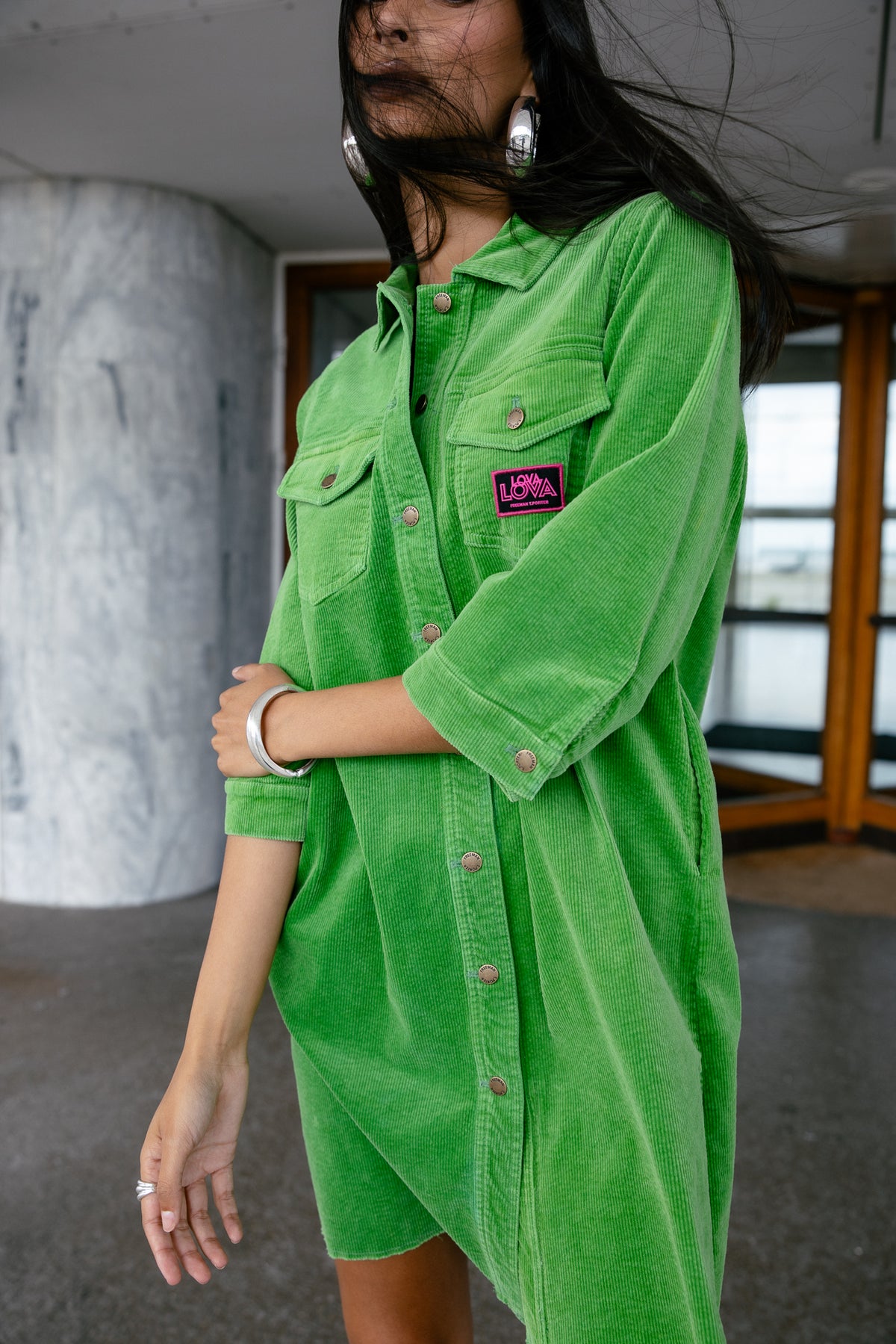 

Samt-Hemdblusenkleid Damen Rolly Velvet online lime | Freeman T. Porter