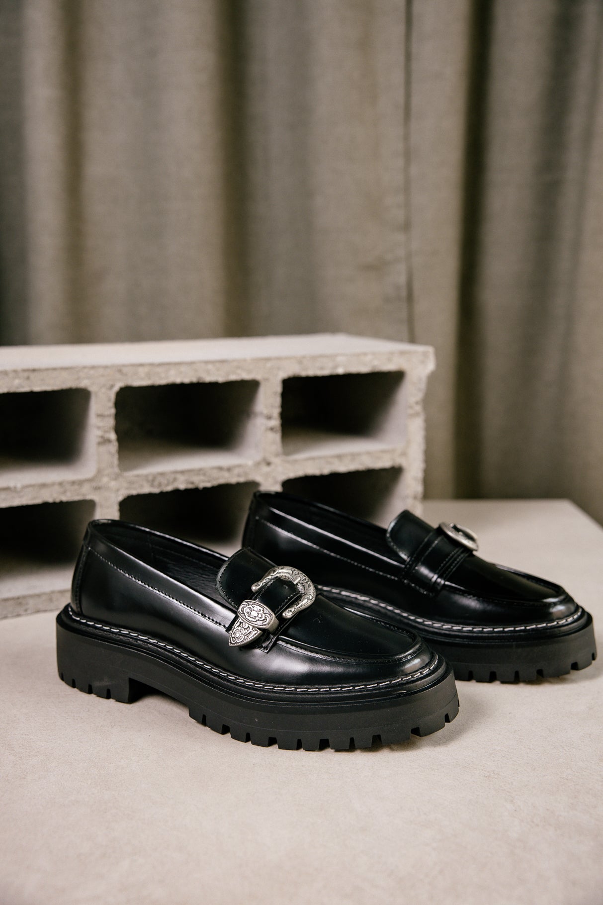 

Mocasín Mujer Cari black | Freeman T. Porter