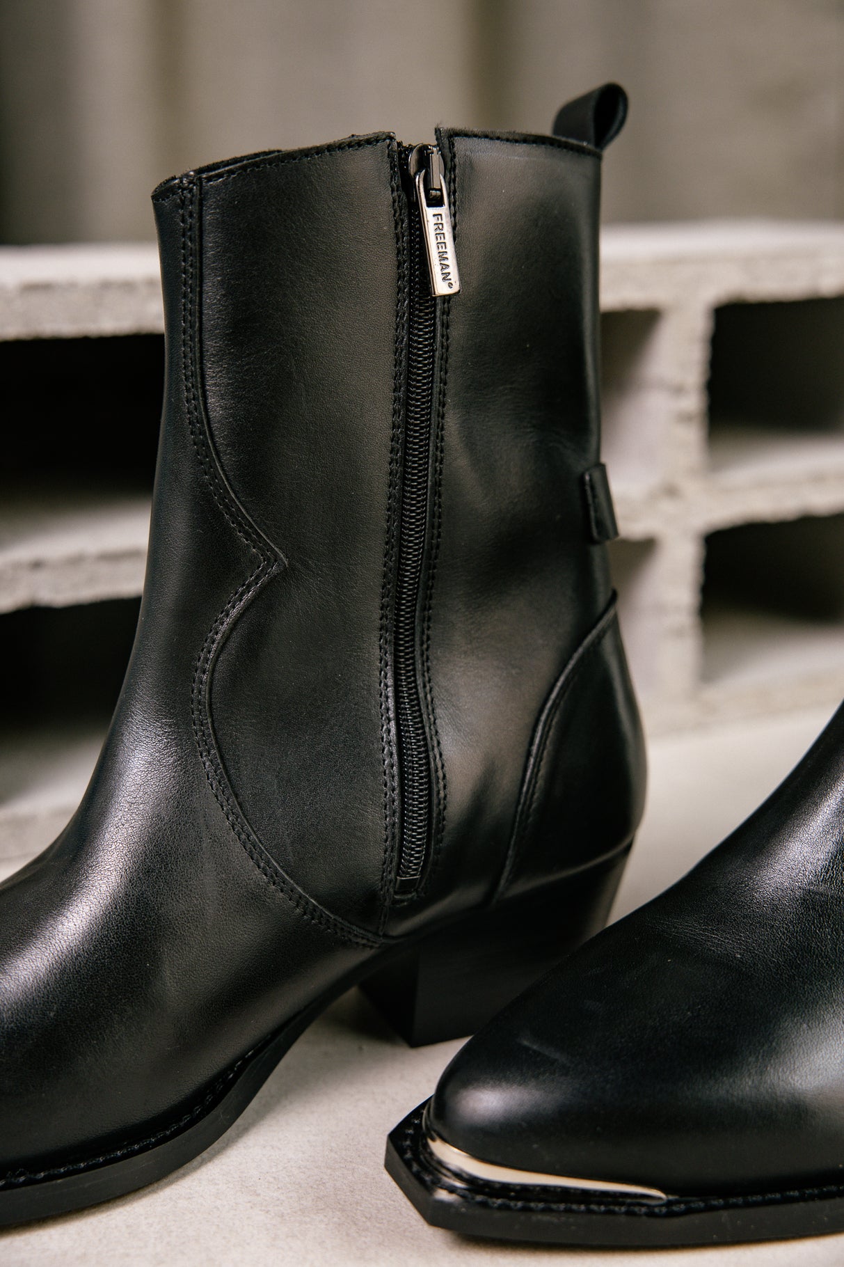 

Bottines Femme Lixtin black | Freeman T. Porter