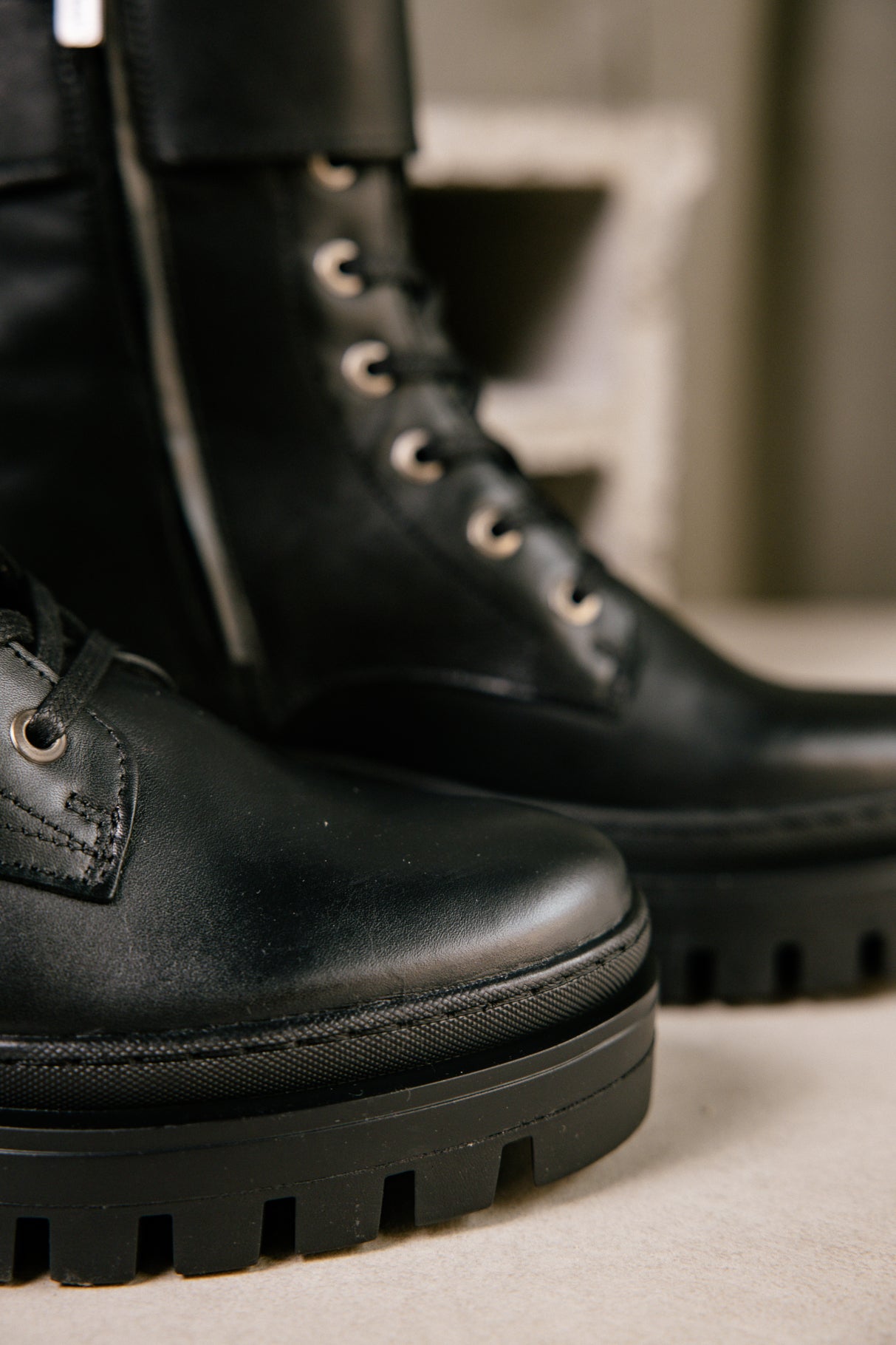 
              

Bottines Femme Tayani black | Freeman T. Porter
            