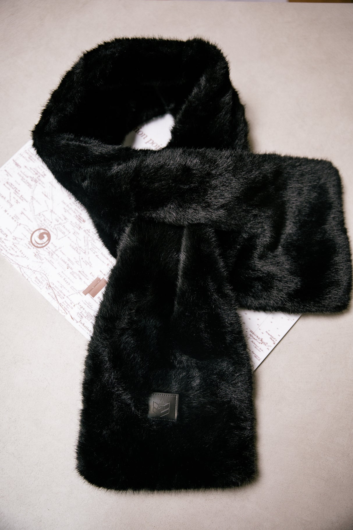   
            

Écharpe  Femme Livie Plain Fur black | Freeman T. Porter
          