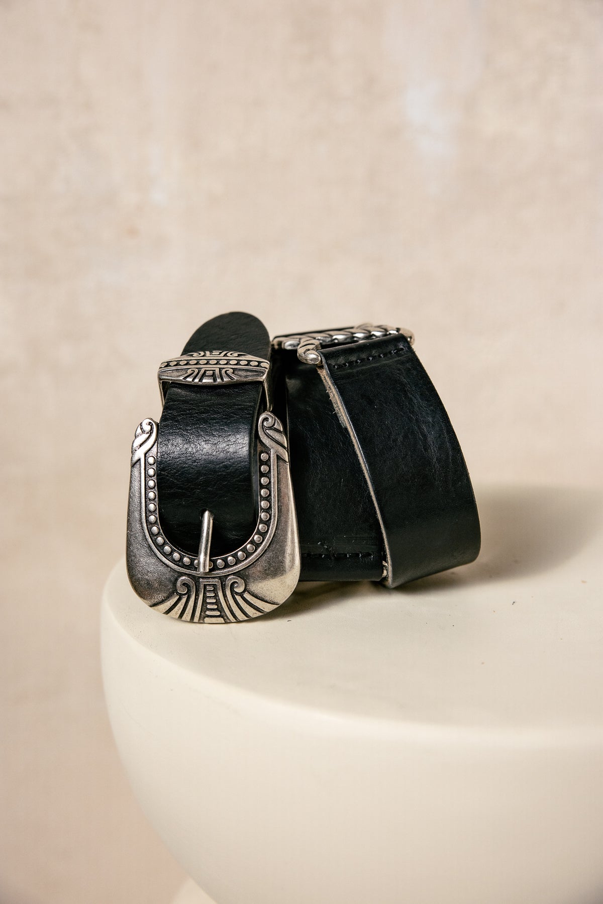   
            

Ceinture en cuir Femme Alkemi black | Freeman T. Porter
          