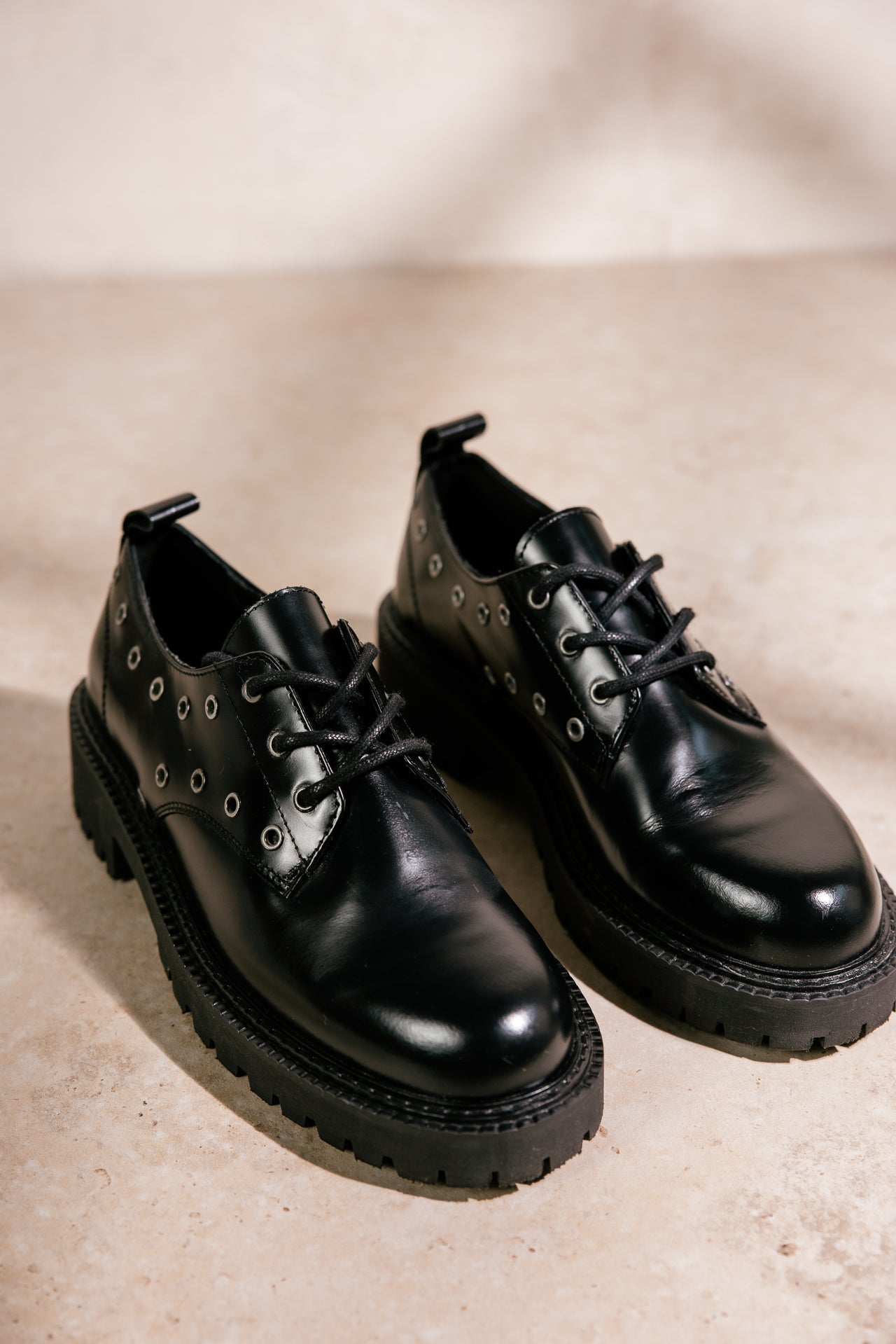   
            

Derby Femme Pina Eyelet black | Freeman T. Porter
          