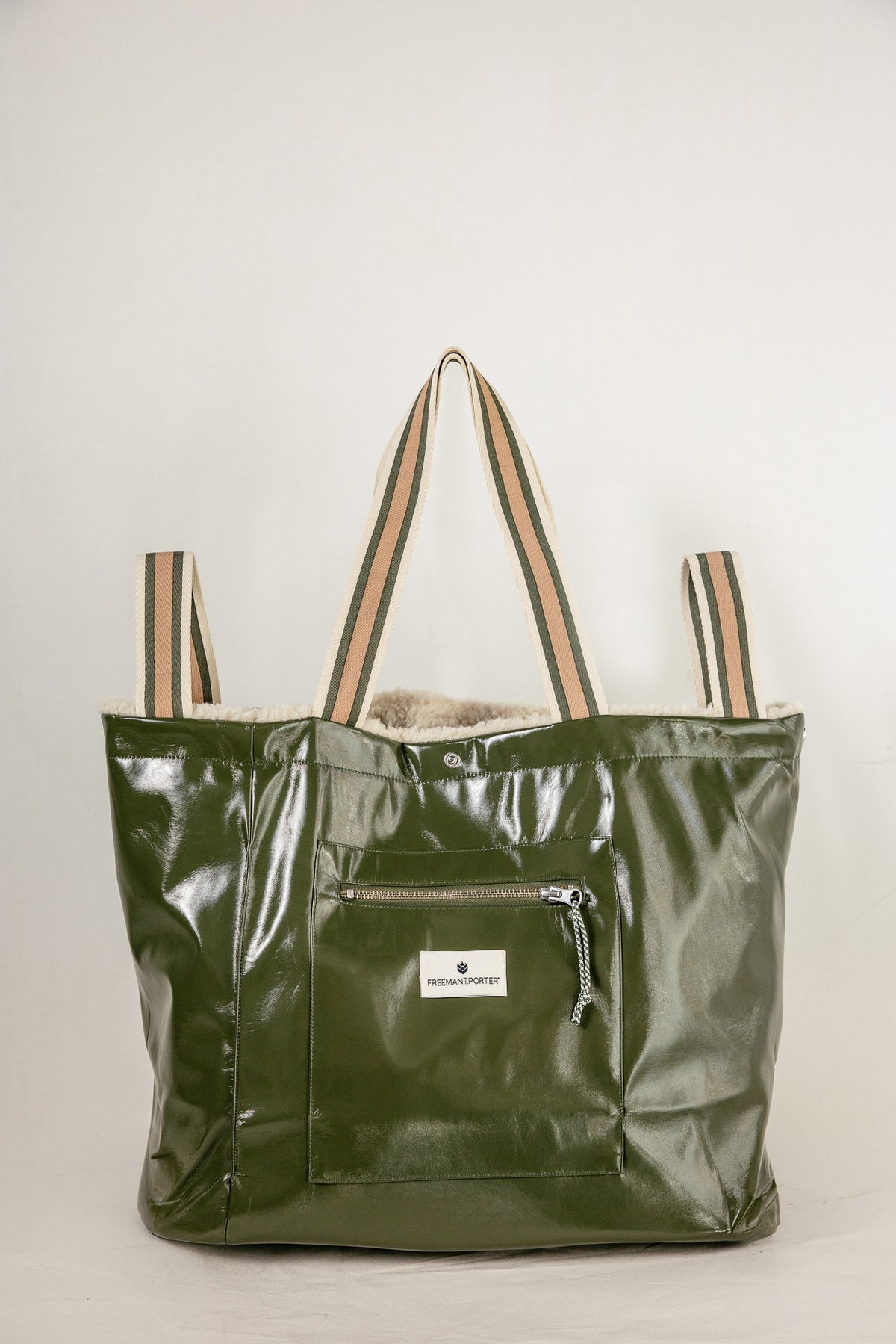 
              

Bolso tote efecto sherpa con interior de felpa Mujer Coletta Sherpa ecru | Freeman T. Porter
            