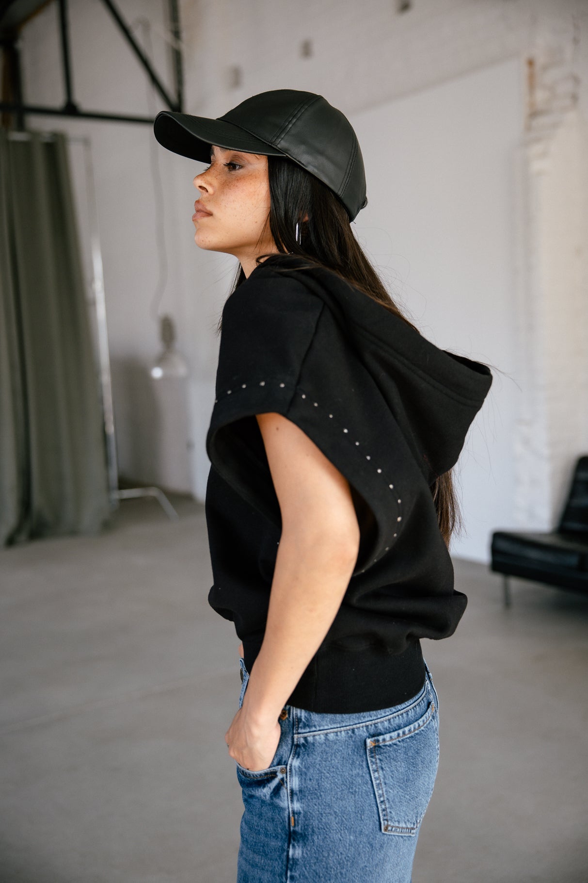 
              

Sweatshirt sans manche Femme Sogan black | Freeman T. Porter
            