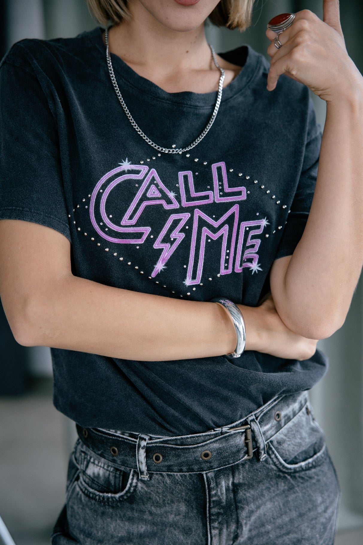 

T-shirt imprimé à clous Frau Suria Call Me carbone | Freeman T. Porter