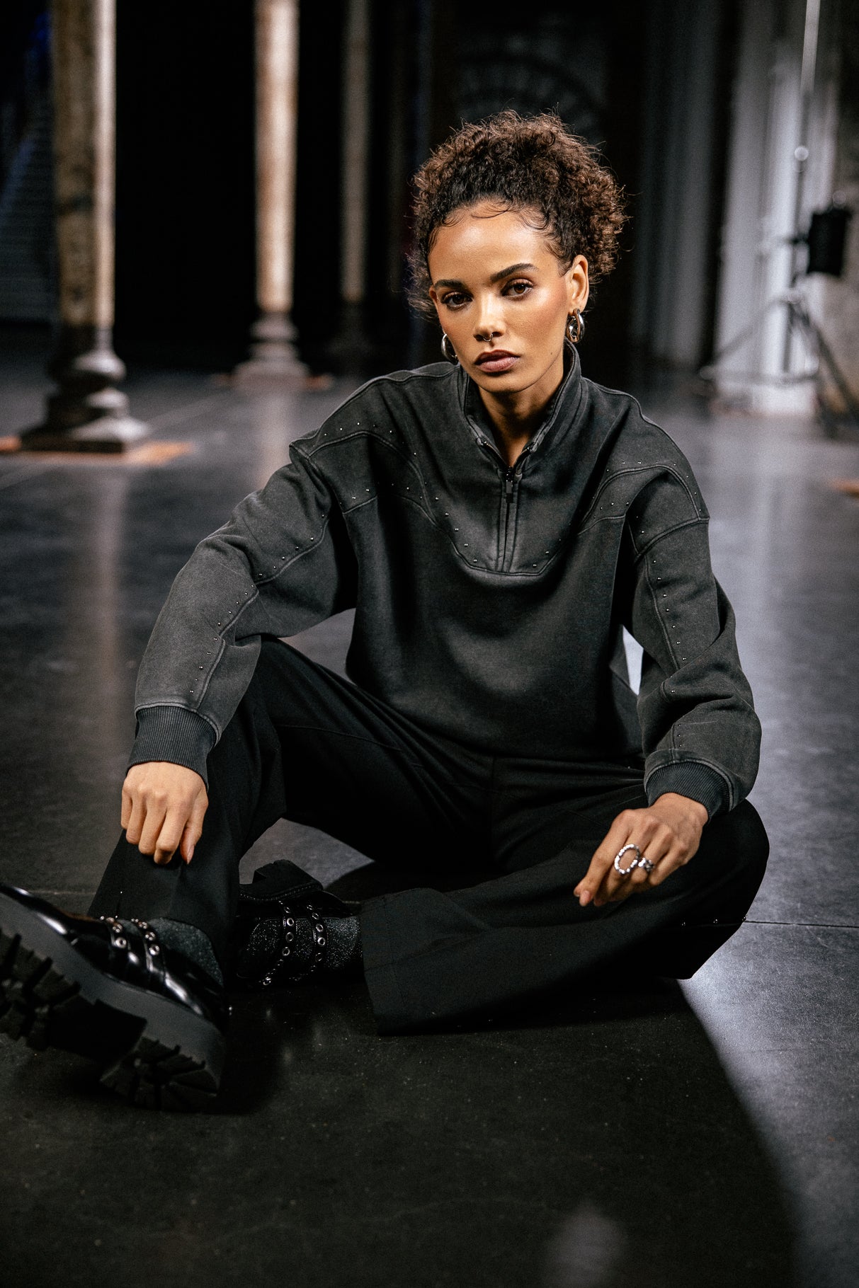 

Studded sweatshirt Women Sol Studs grey | Freeman T. Porter