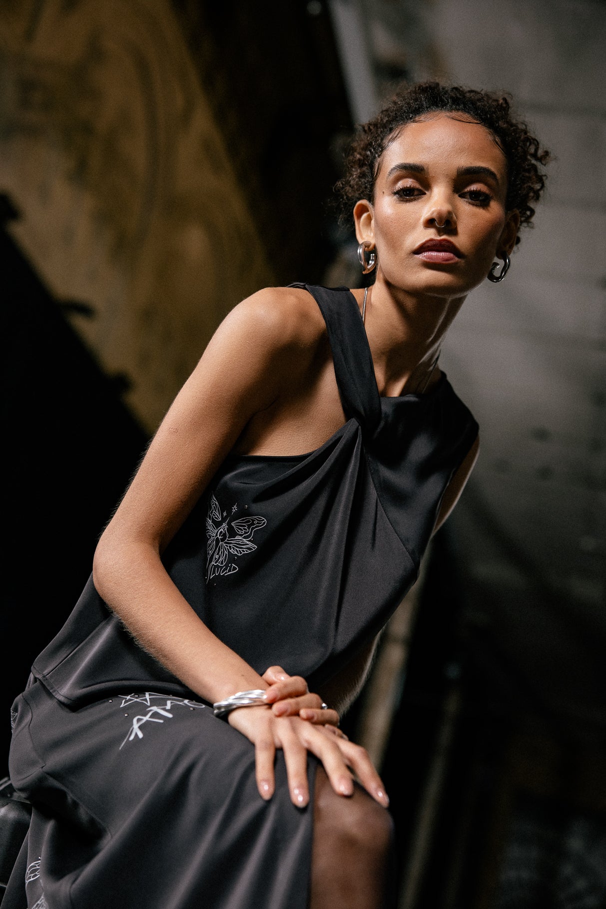 

Asymmetric satin top Women Topik Symbol black | Freeman T. Porter