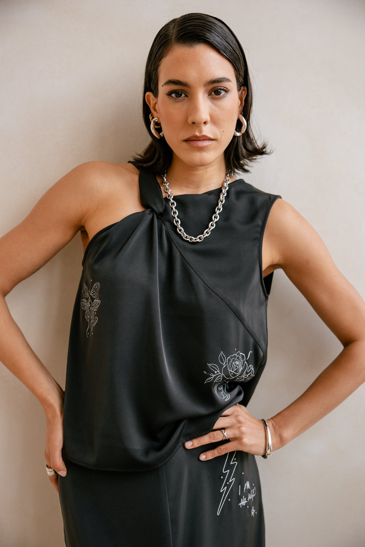 

Asymmetrical satin top Women Topik Symbol black | Freeman T. Porter