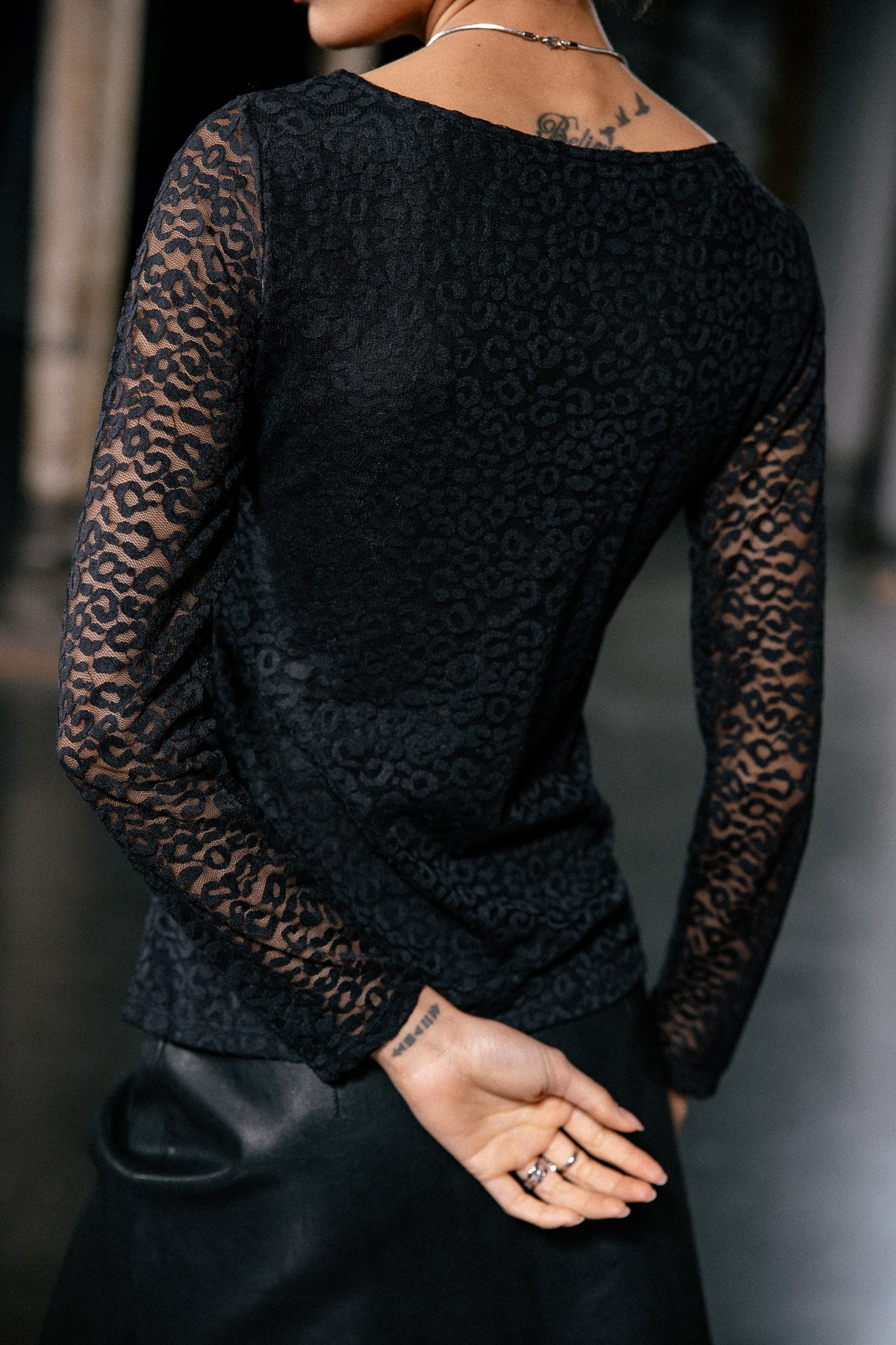 

T-shirt ajusté en dentelle Femme Tanzy Leo Lace black | Freeman T. Porter