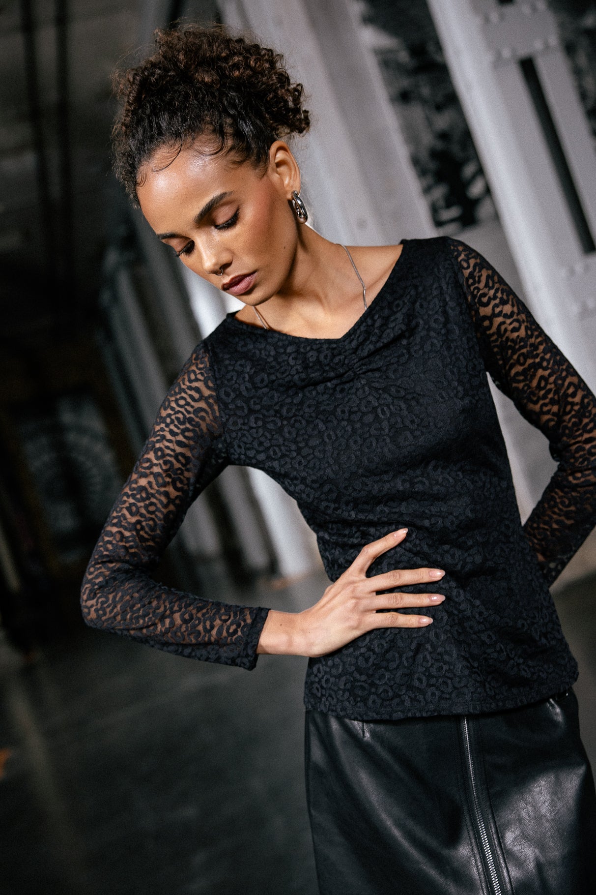 

T-shirt ajusté en dentelle Femme Tanzy Leo Lace black | Freeman T. Porter