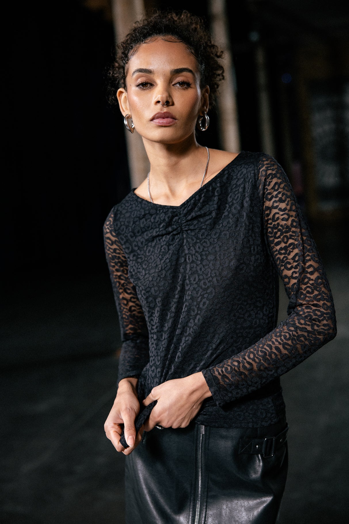 

T-shirt ajusté en dentelle Femme Tanzy Leo Lace black | Freeman T. Porter