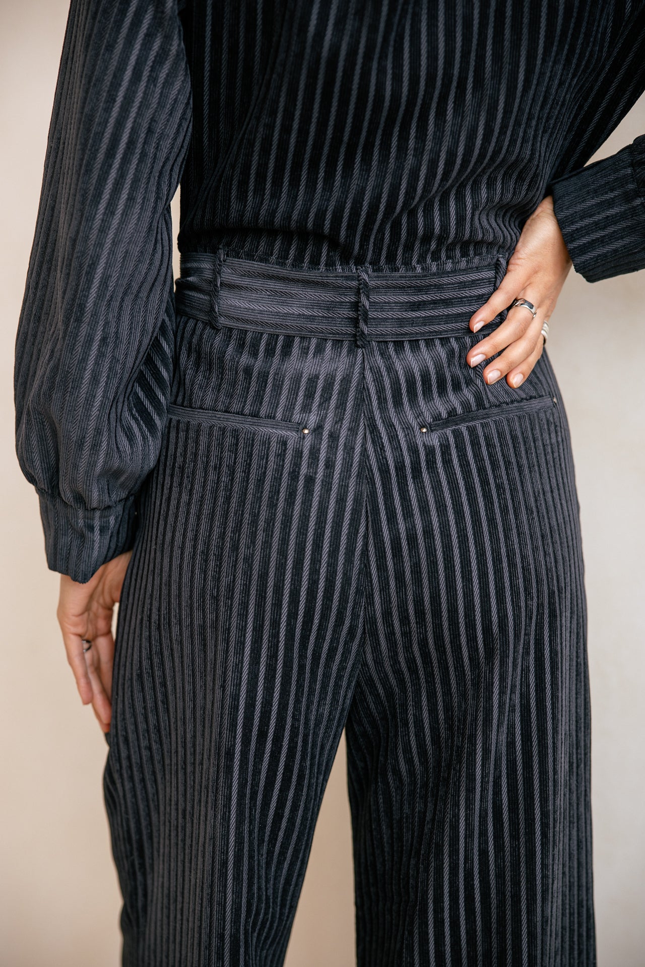 

Velours-Overall Damen Clorane Norwich black | Freeman T. Porter