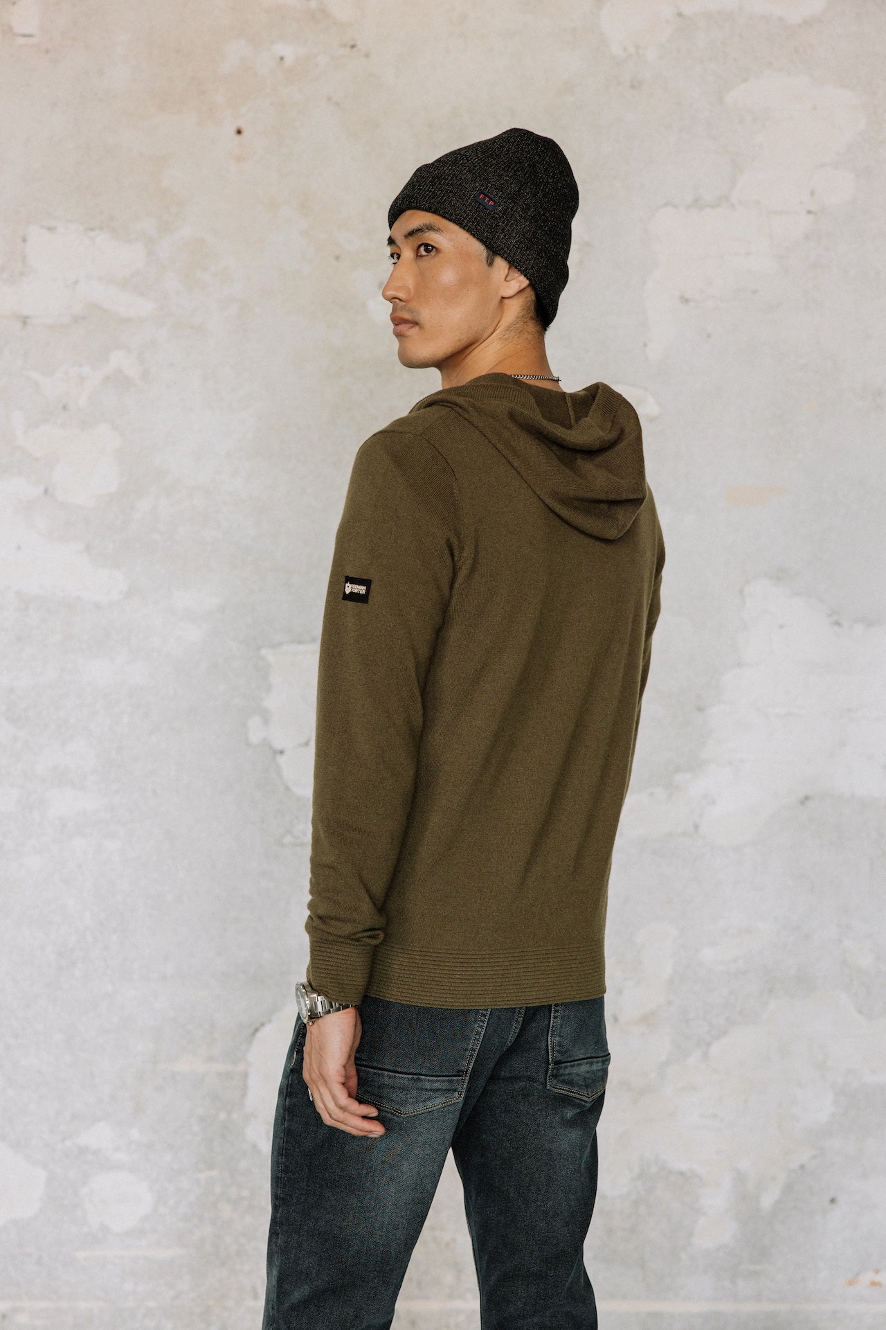 

Cardigan à capuche Hombres Lyam Macau olive night | Freeman T. Porter