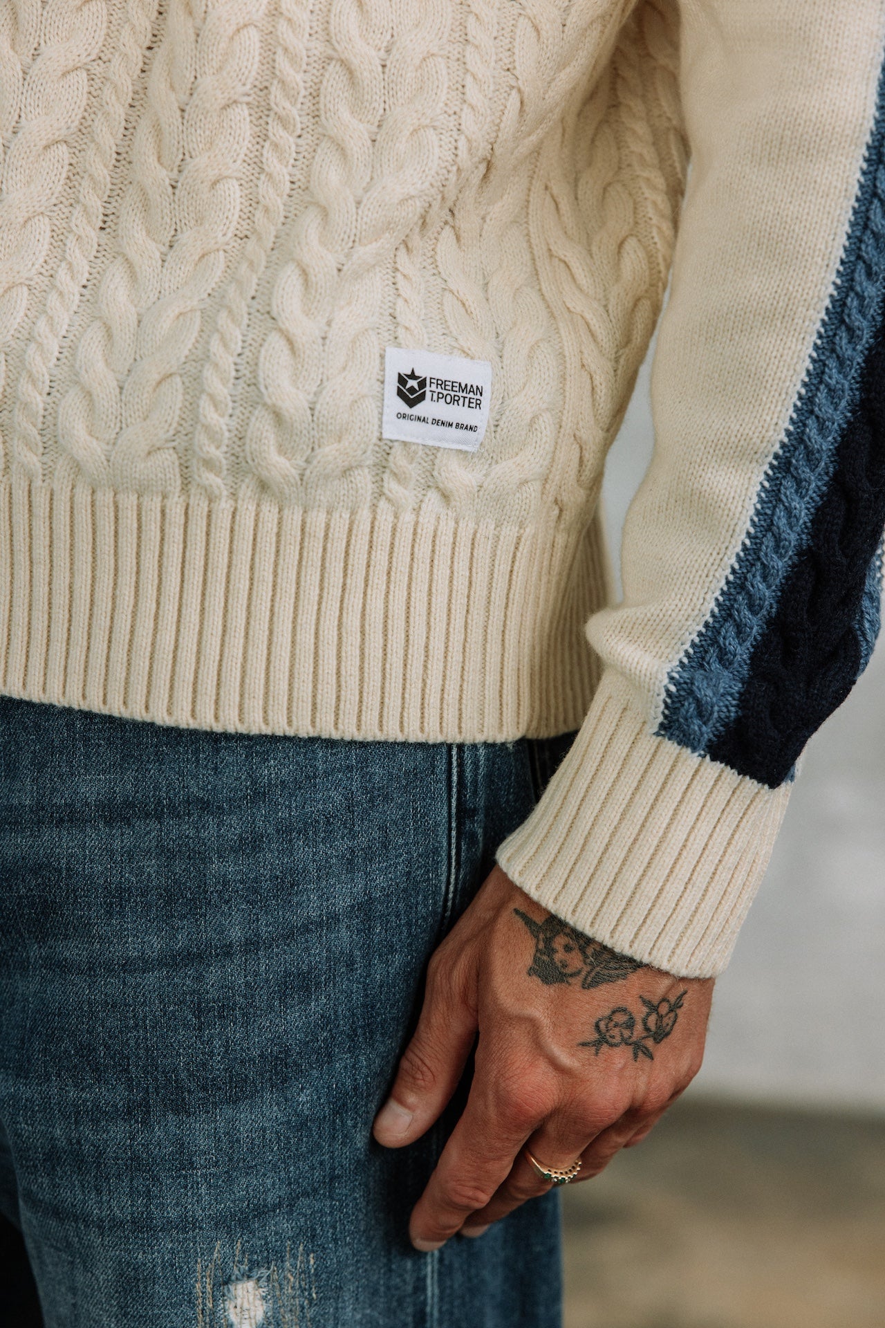 

Pull torsadé Homme Solino Twister cream | Freeman T. Porter
