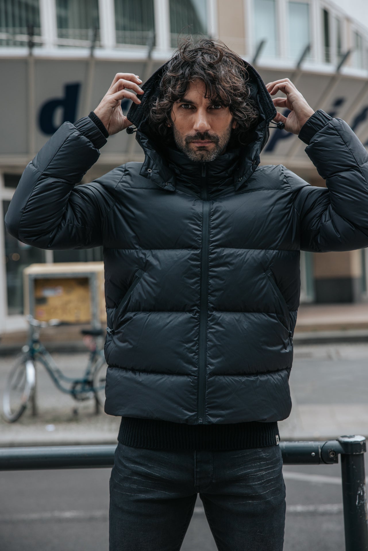   
            

Kapuzen-Daunenjacke Herren Conor Nylon black | Freeman T. Porter
          