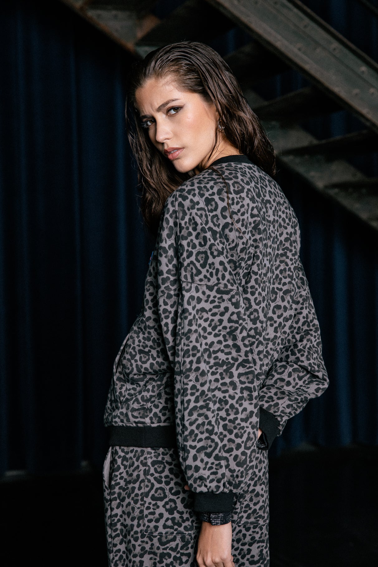 

Printed zip-up jacket Women Vega Leo grey | Freeman T. Porter