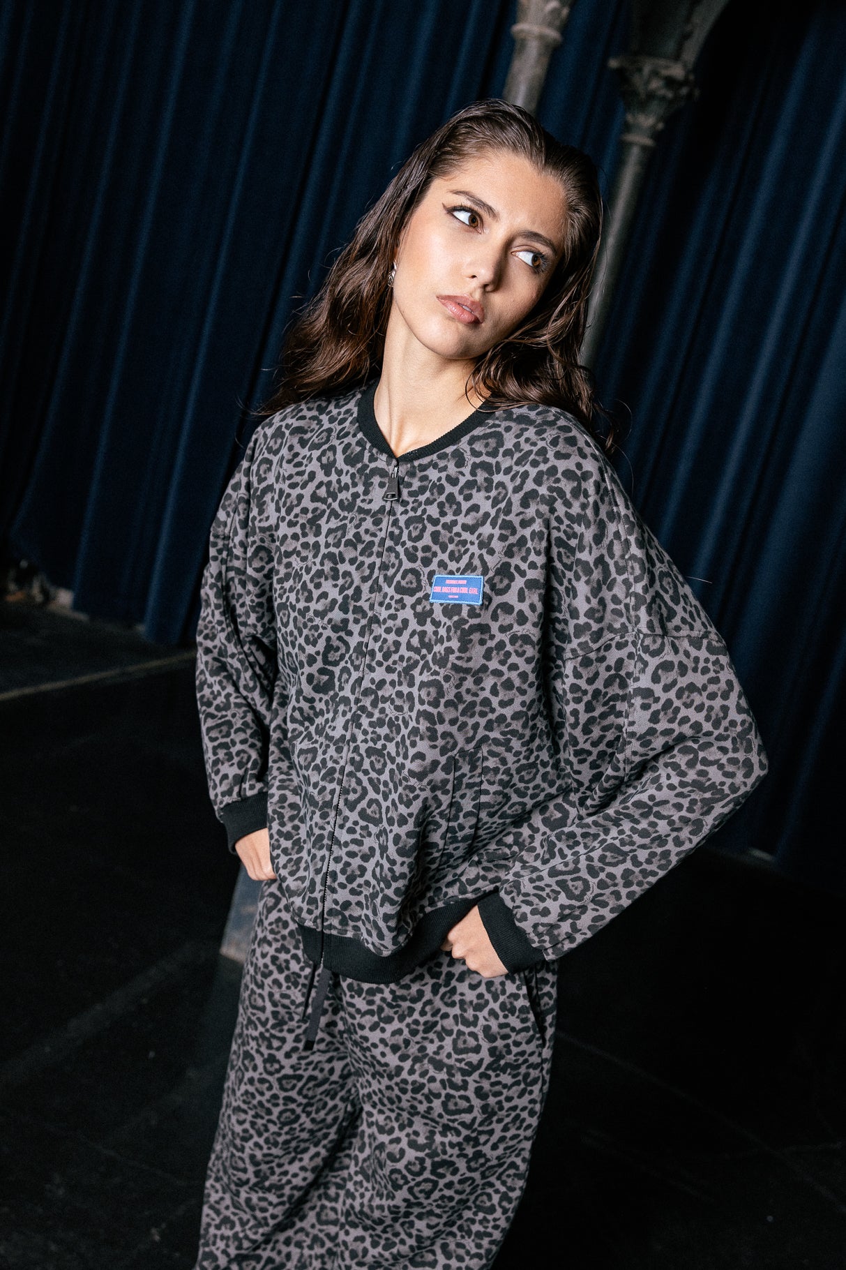 

Printed zip-up jacket Women Vega Leo grey | Freeman T. Porter