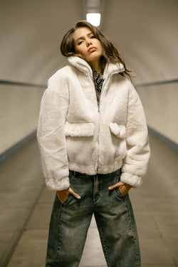

Veste en fausse fourrure Femme Solly Fur whitecap gray | Freeman T. Porter