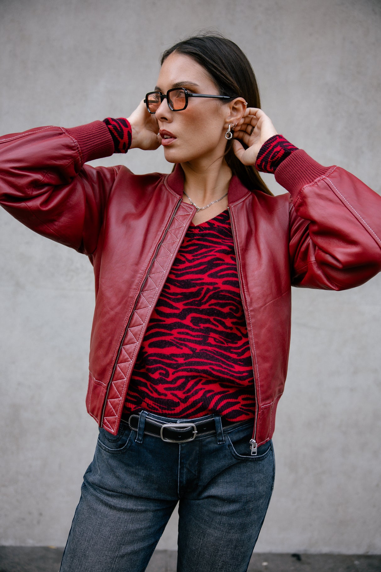   
            

Bomber en cuir Woman Vlad Cuir rhythmic red | Freeman T. Porter
          