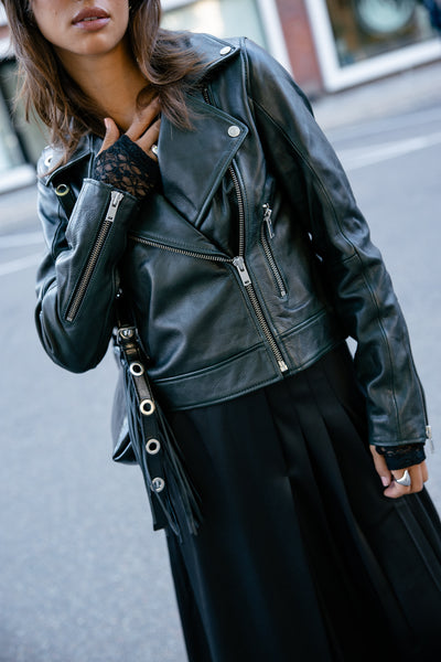 Veste En Cuir Gris Ventcouver Taille 40 - Authentique, Occasion Très Bon état