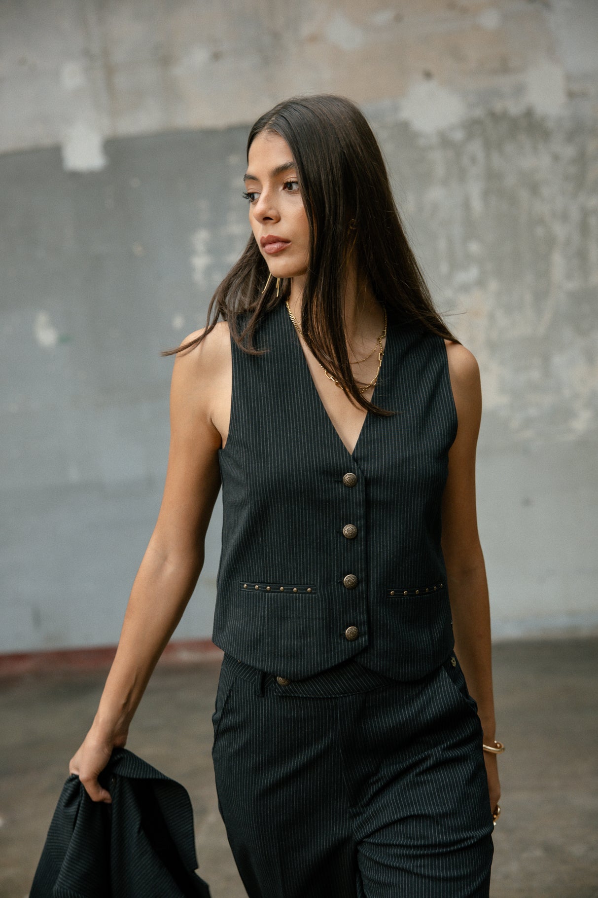   
            

Gilet ample Woman Sofia Oficina black iris | Freeman T. Porter
          