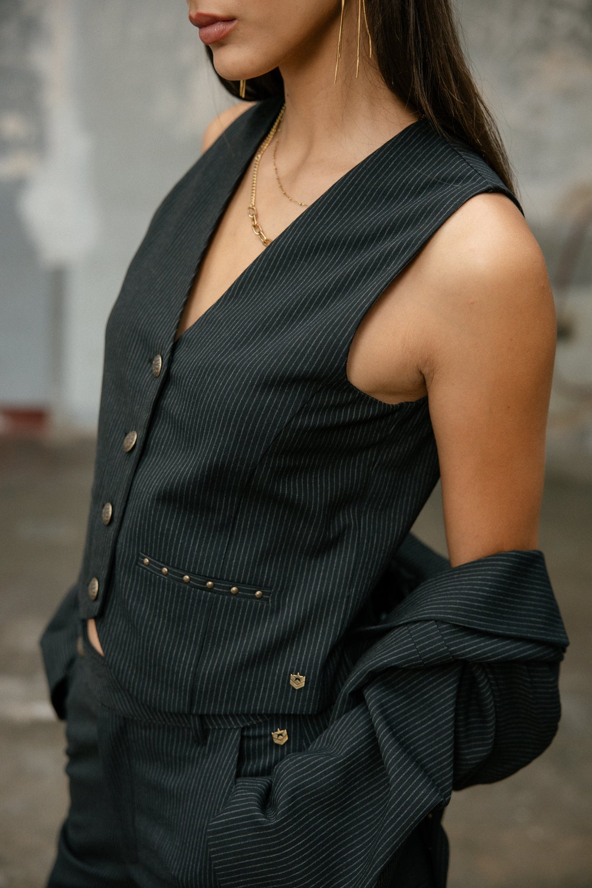 
              

Gilet ample Woman Sofia Oficina black iris | Freeman T. Porter
            